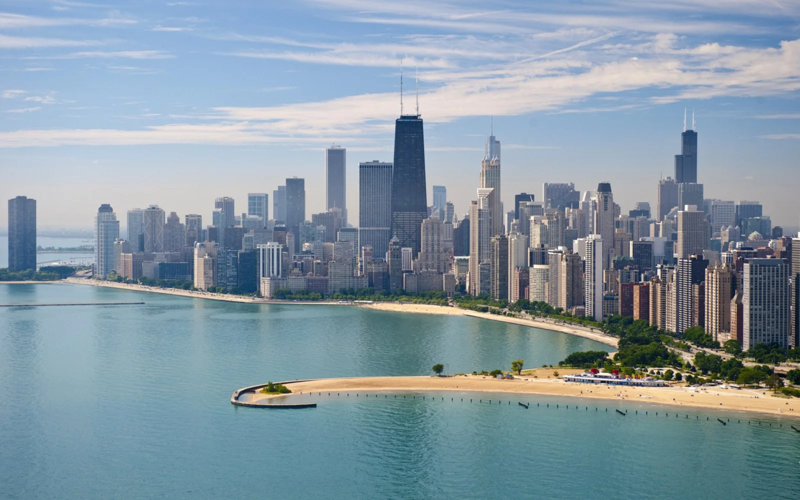 Picture-Perfect Chicago: Best Family Photo Spots for Holiday Cards