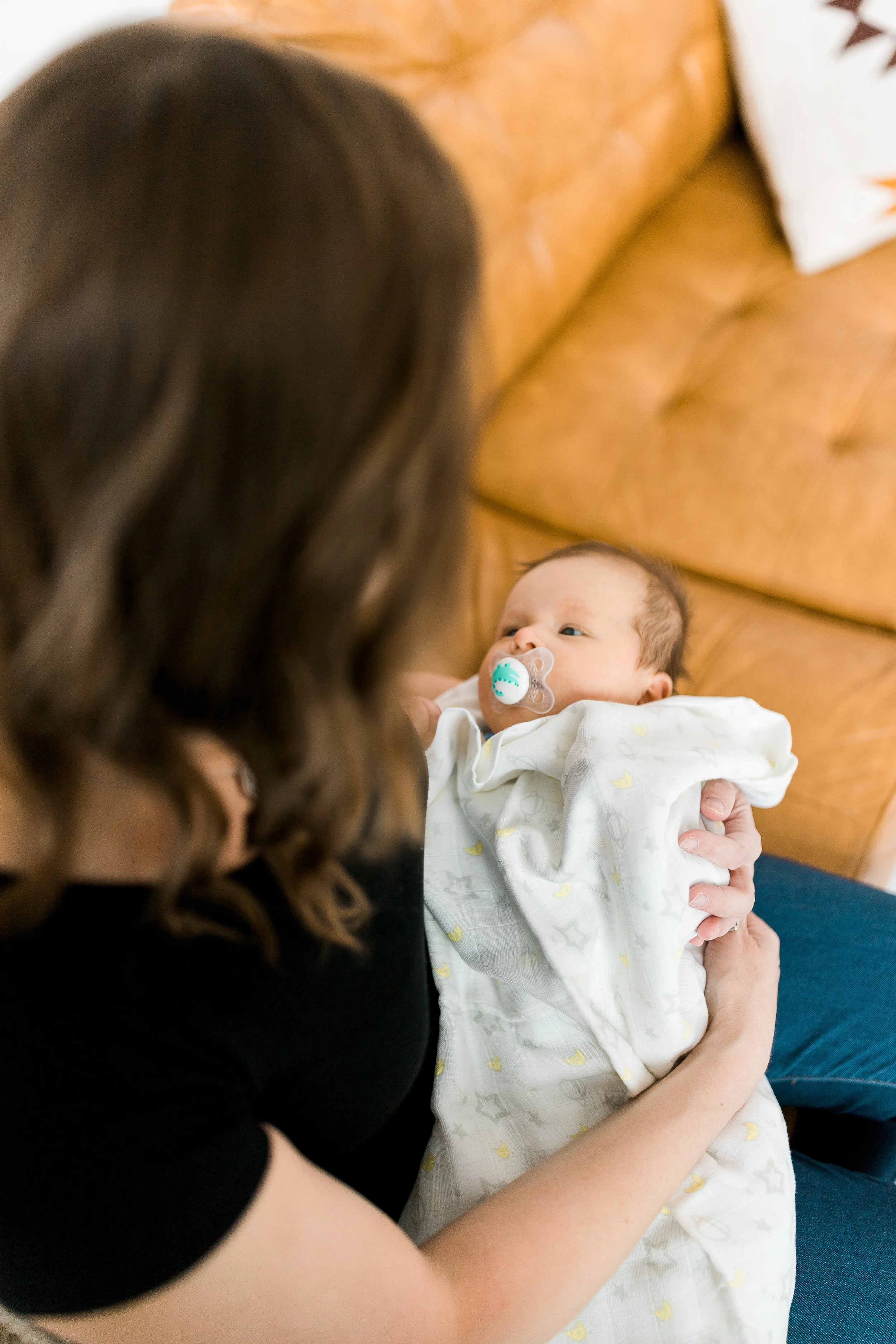 Easing Into Parenthood – Finding Your Rhythm in the First Six Weeks