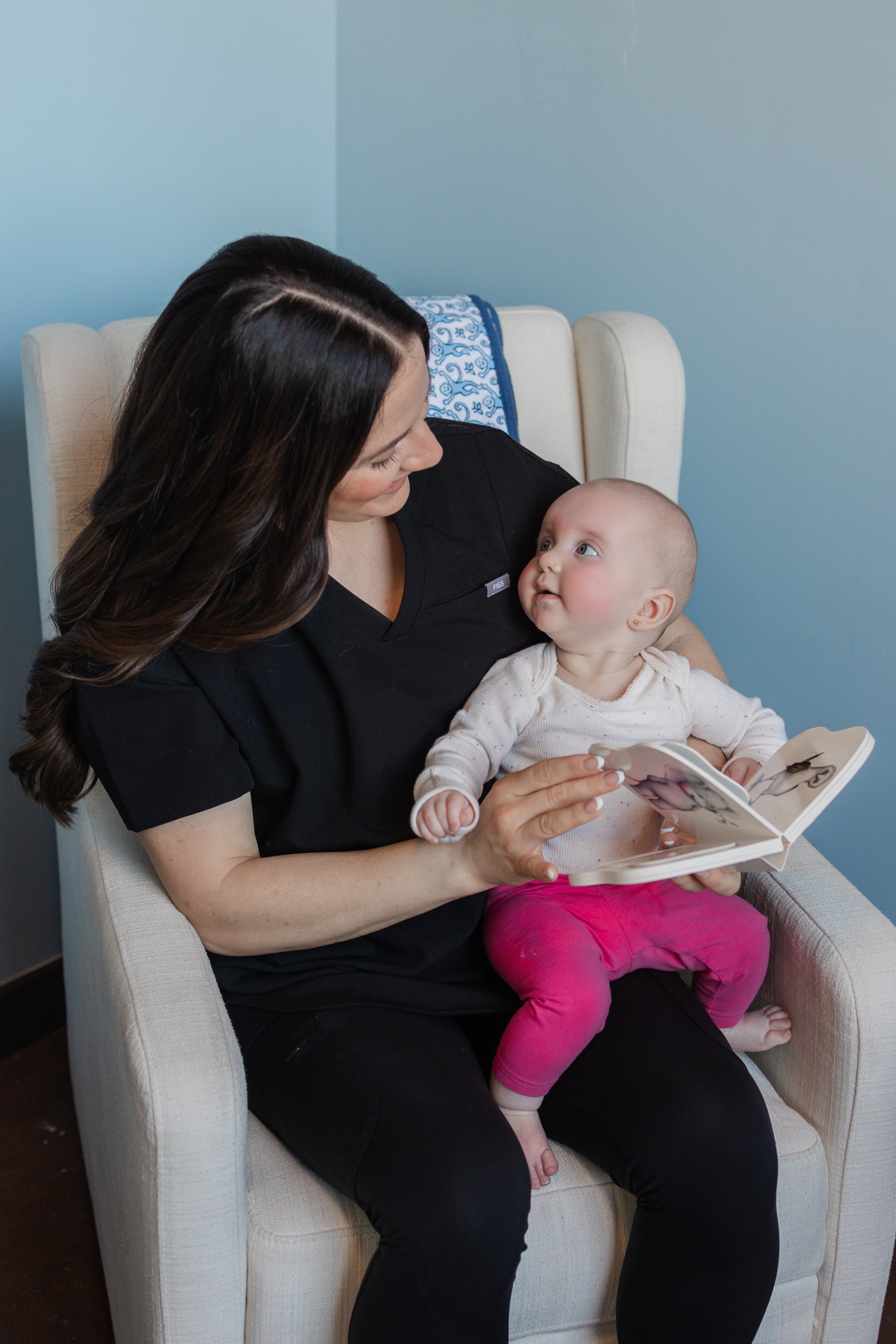 Helping Your Baby Sleep at 8–16 Weeks: Naps, Awake Time, and Loving Routines