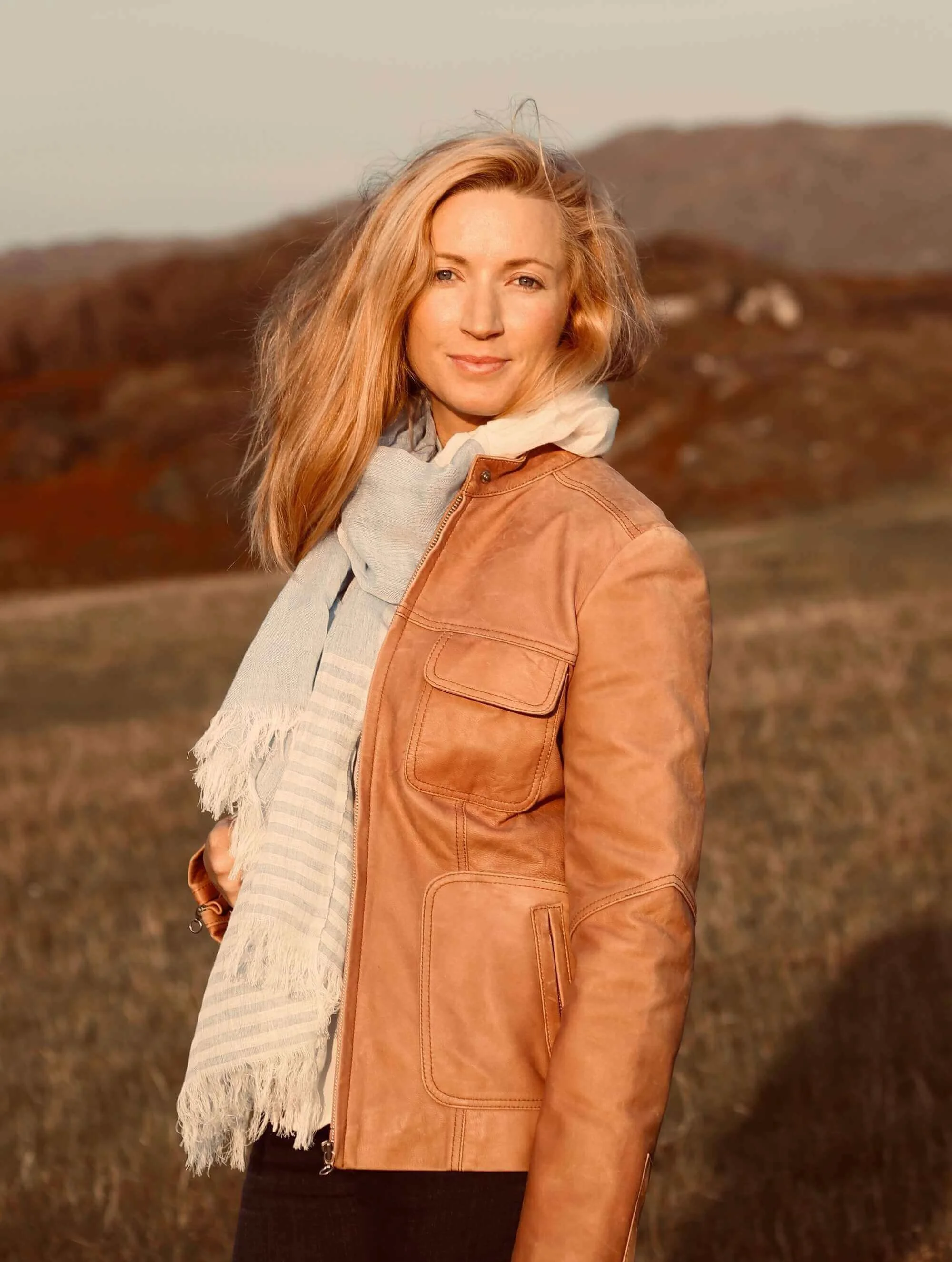 Amanda Geard author photo, compressed