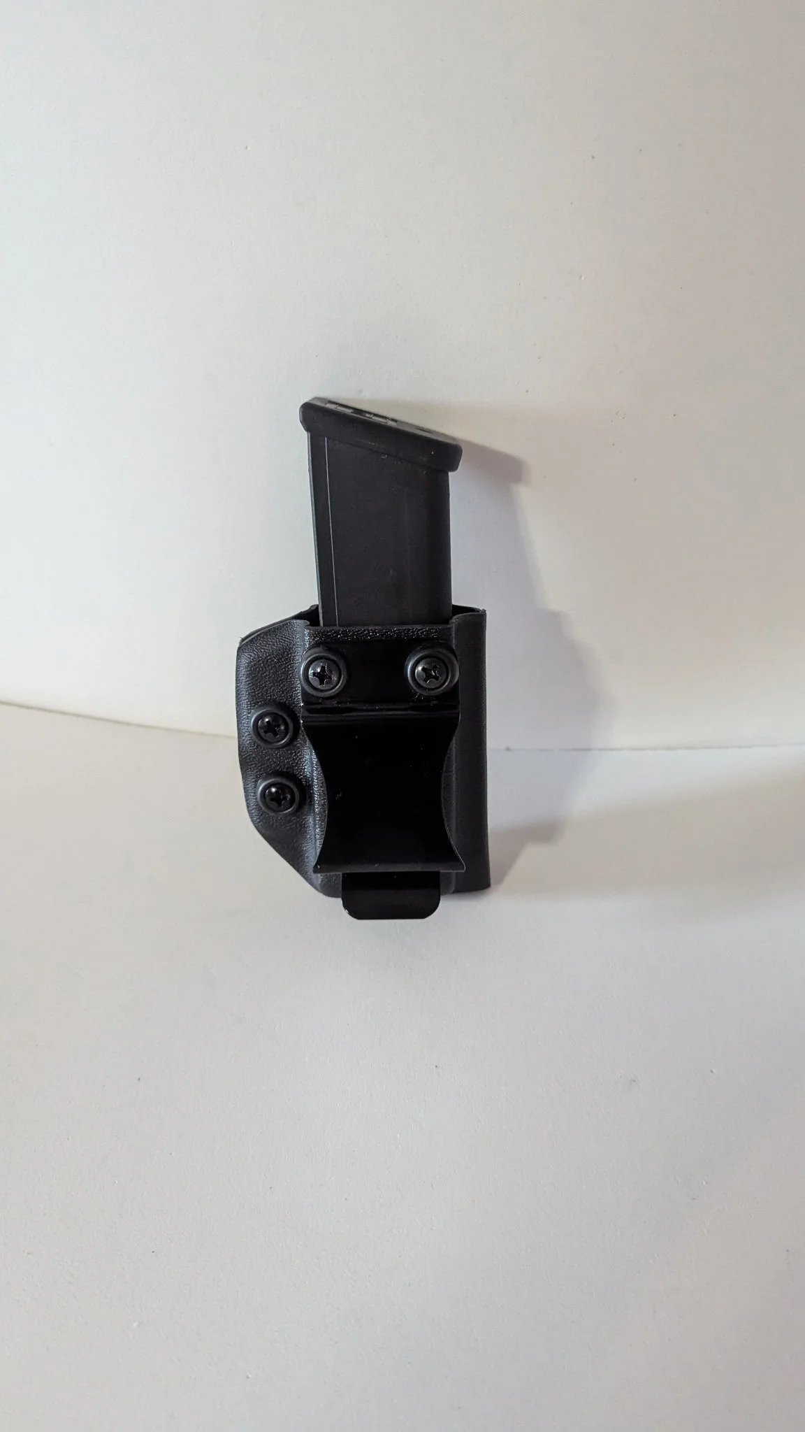 Single Magazine Carrier