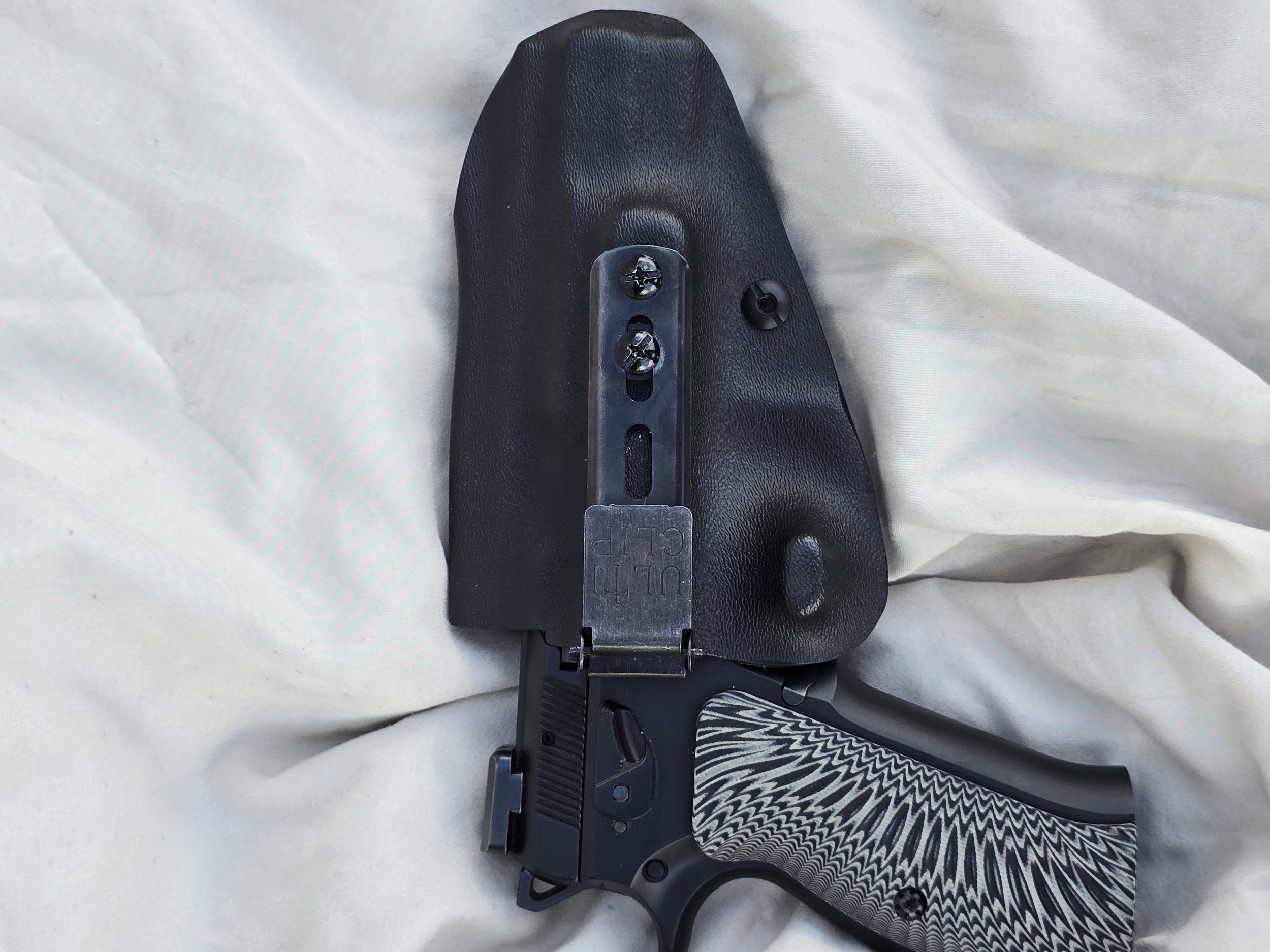 C Z 75 B back _black.jpg