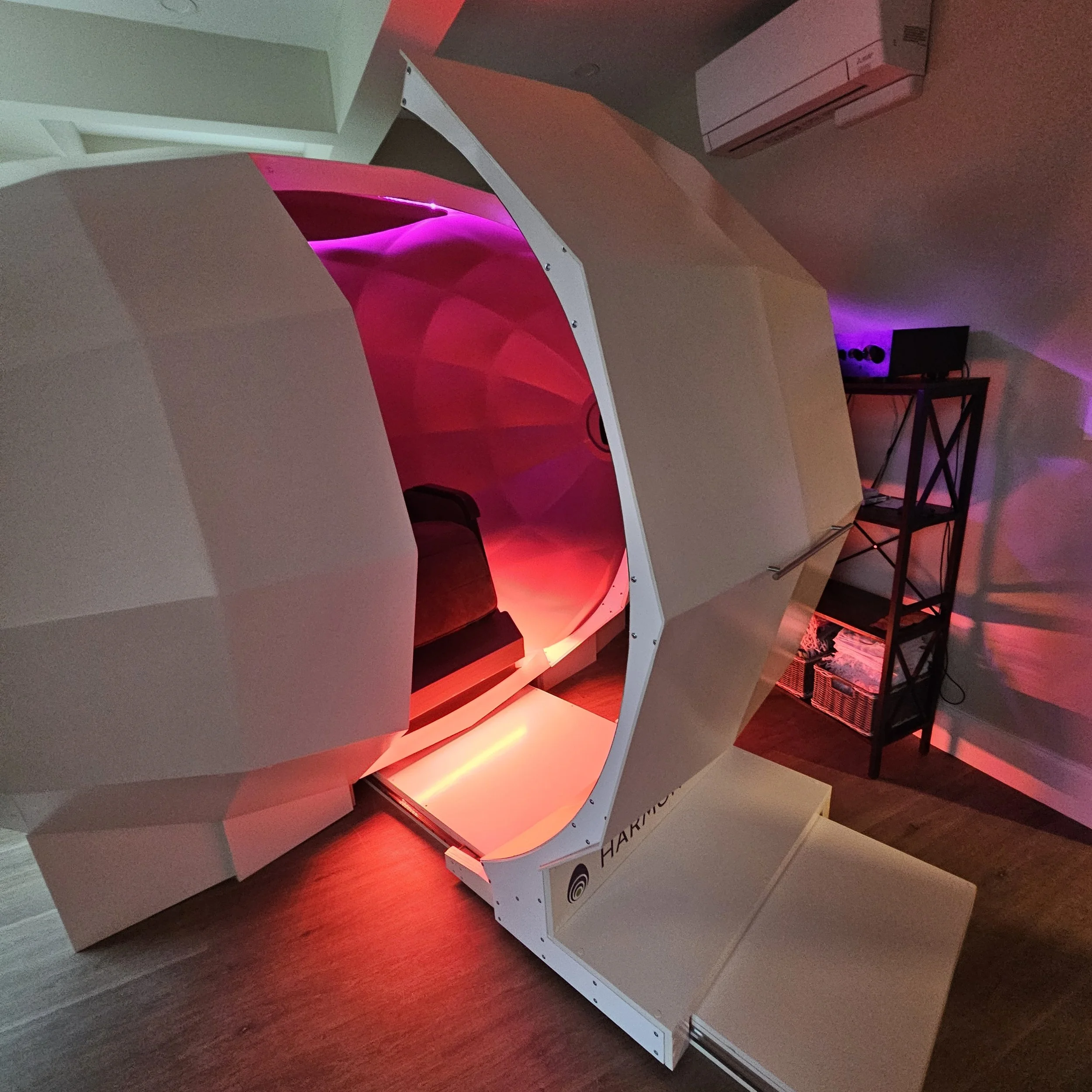 How Sound and Light Therapy Help the Body Reset