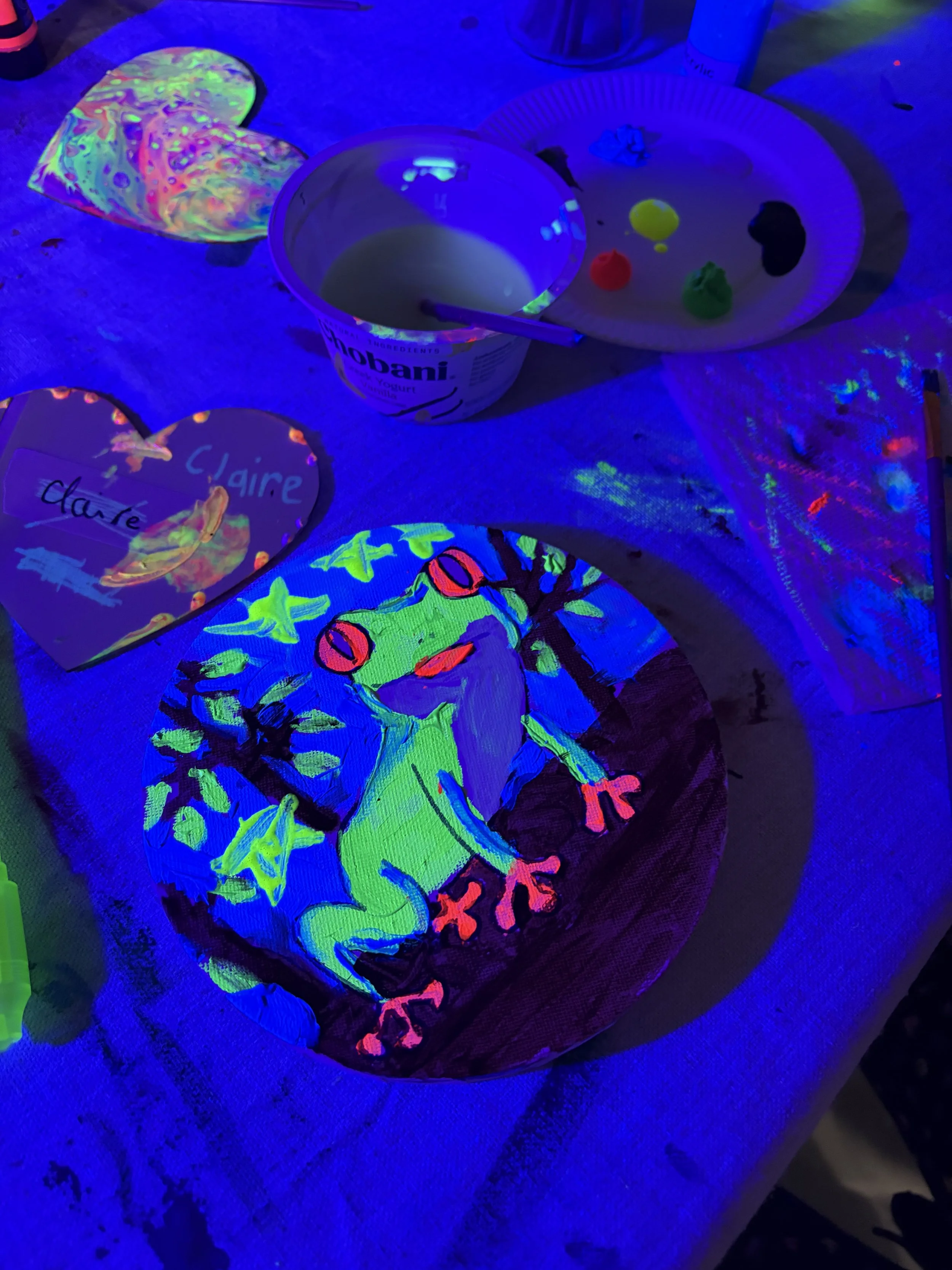 Glow Tree Frog (Winter 2026)