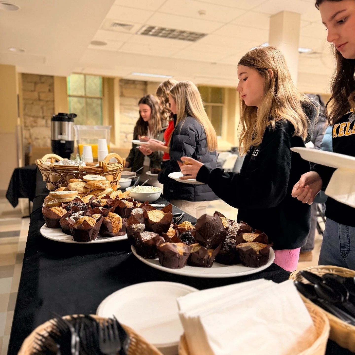 The halls were buzzing with excitement this morning as our St. Joe's alumni from Bishop Kelly High School enjoyed breakfast, revisited their old classrooms, caught up with favorite teachers, and explored our newly renovated library. We love having ou