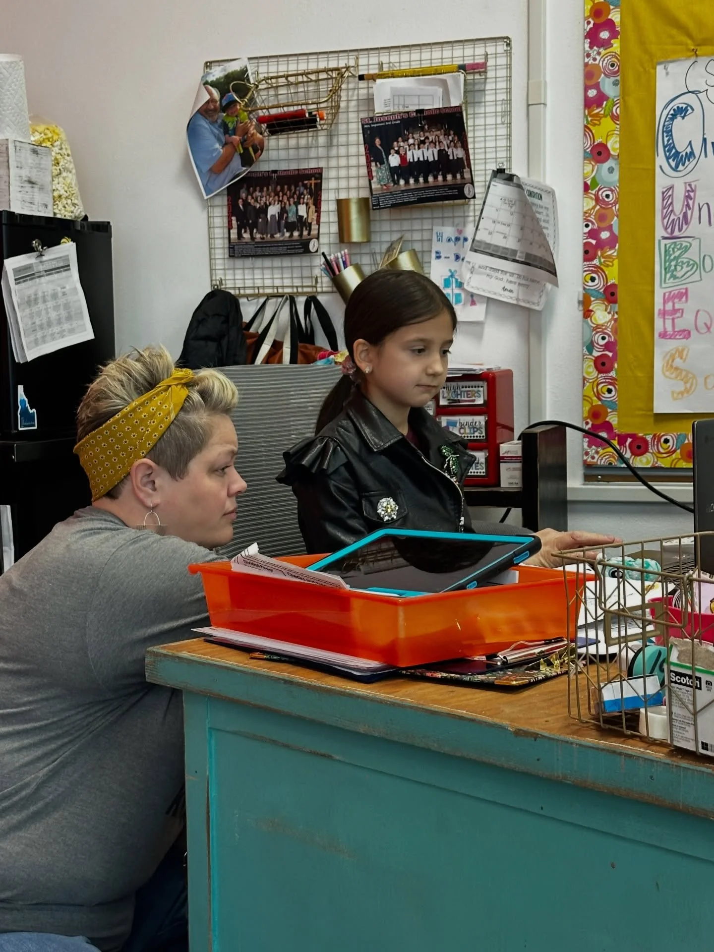 Today, St. Joseph&rsquo;s Catholic School joined children across our nation in a mission of prayer during Catholic Schools Week. 🤍🙏
Representing the western dioceses, Mrs. Impomeni&rsquo;s 3rd graders prayed the Rosary for children around the world