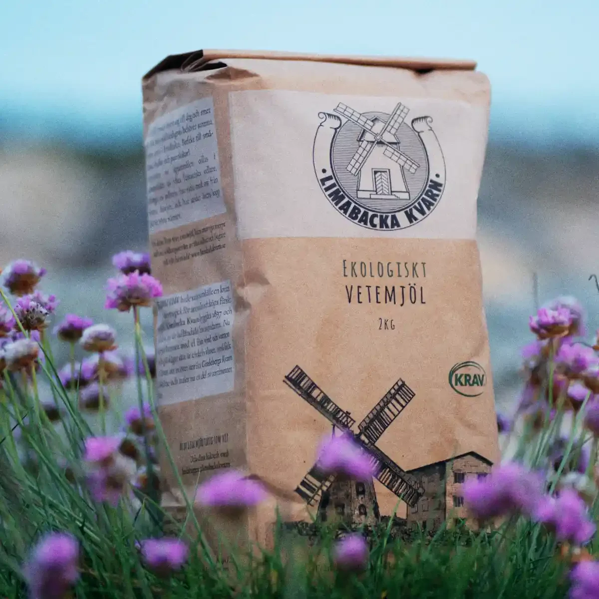 vetemjol-ekologiskt-limabacka-kvarn-svenskt-hallbart-mjol-2.webp