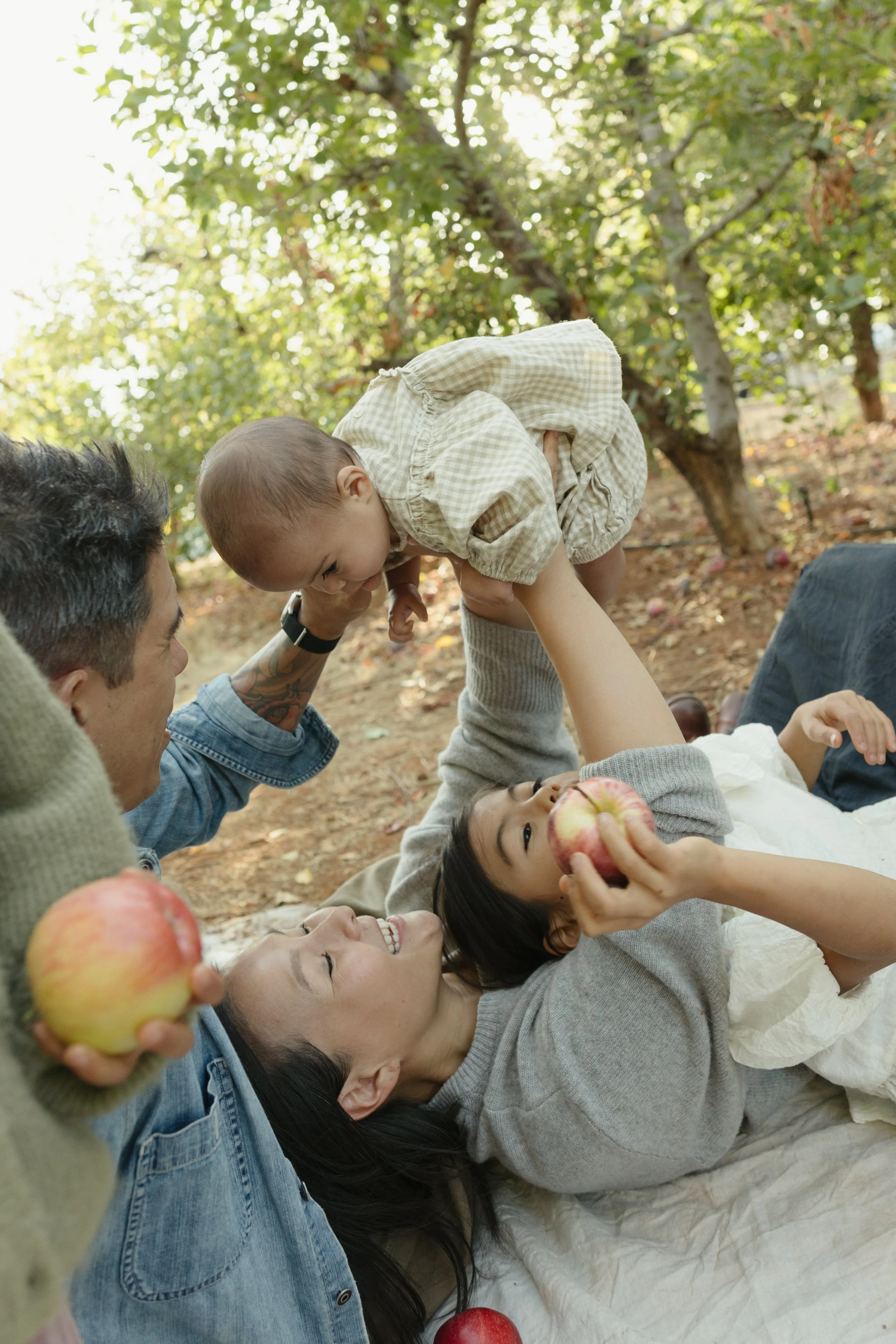 familyappleorchard - christabphotography-6.jpg