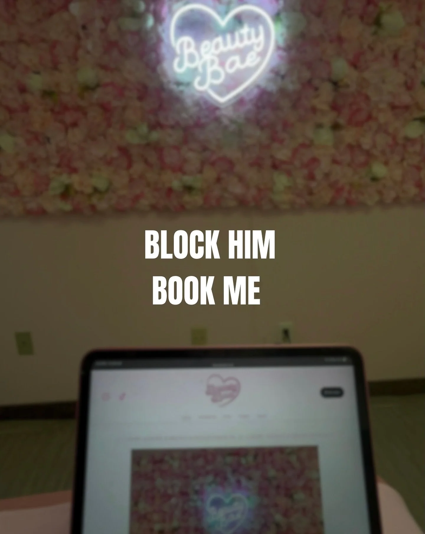 Girl you heard me the link is in my bio  #explorepage #esthetician #waxersofinstagram #waxspecialist #brows #brazilians #beautybae #doylestownpa #buckscounty #philly #bookme #pink #selfcare #skin