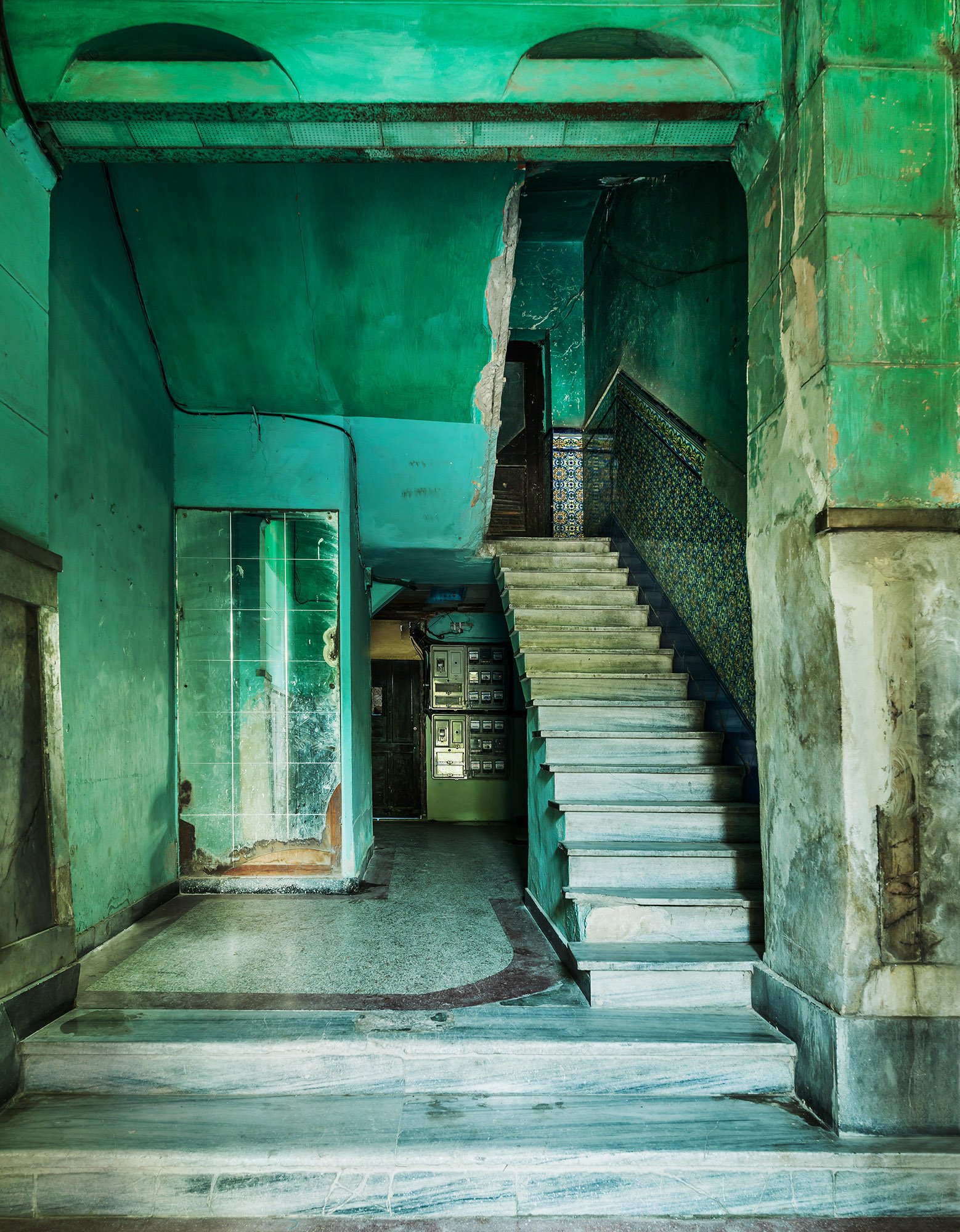 Mel Yates_Havana_green hall_web.jpg