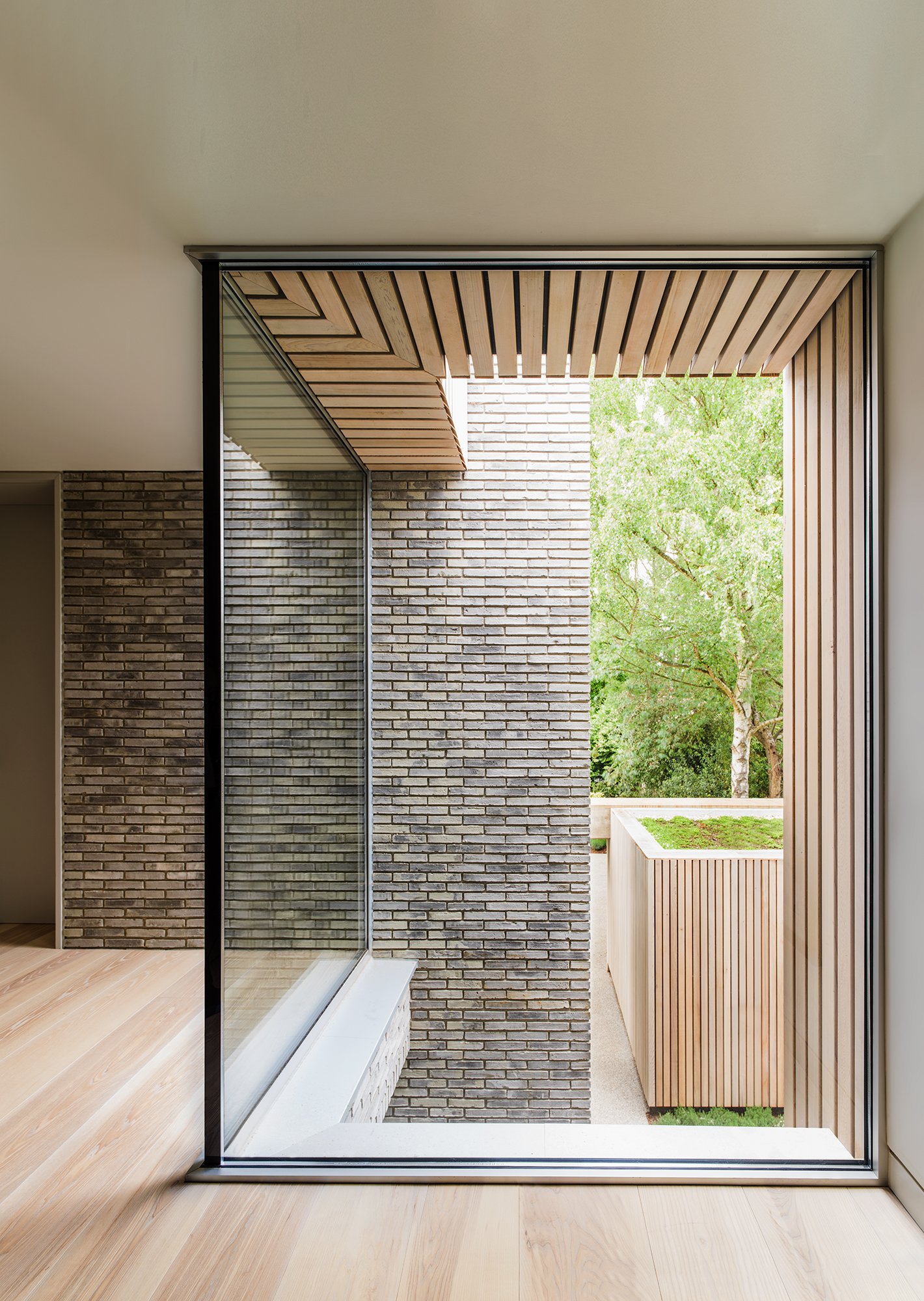 Mel Yates_Gregory Phillips_Caversham 182.jpg