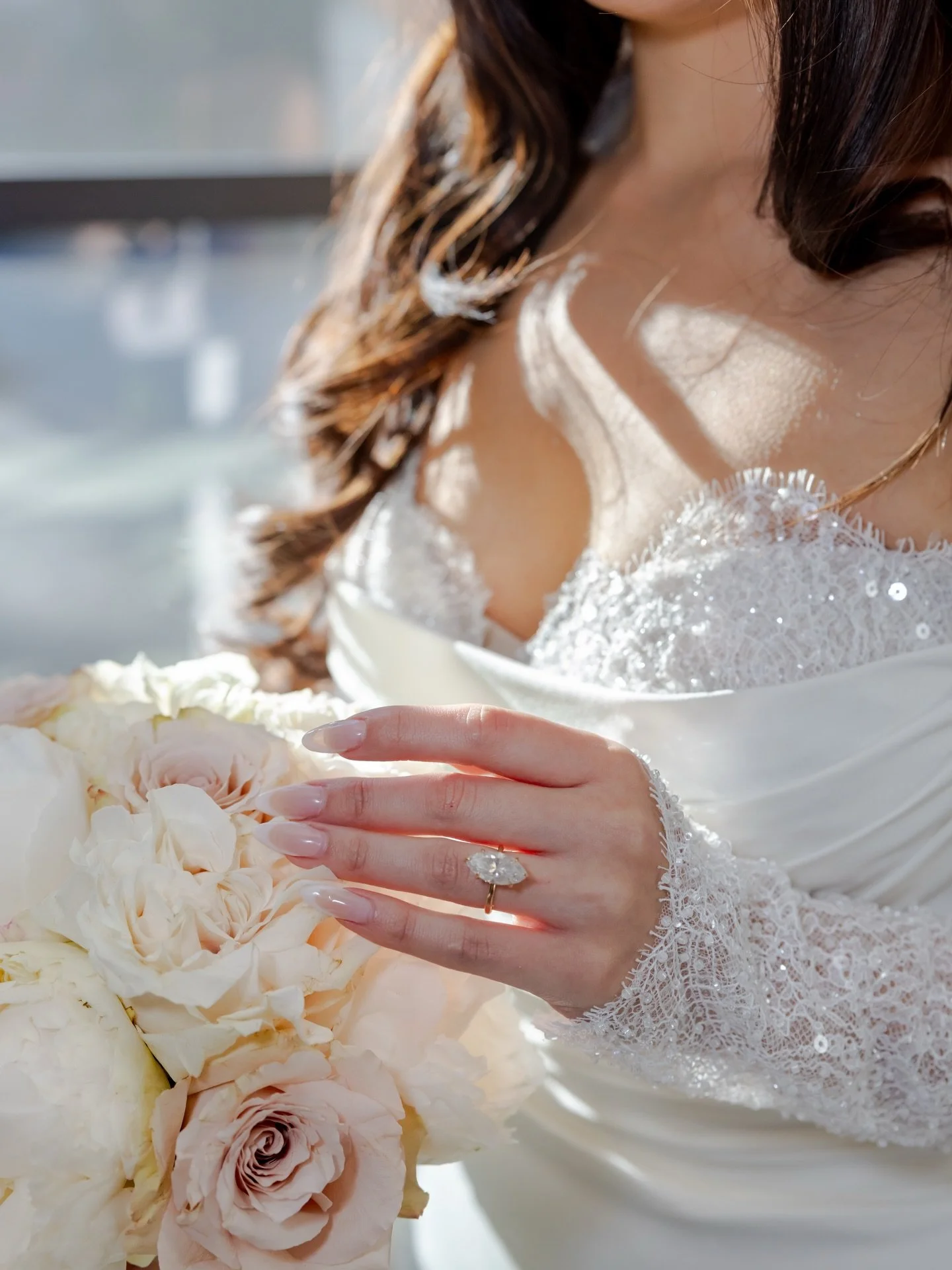 A moment for that RING 💍 

Venue: @theluminairevenue 
Dress: @brickhousebridal_bhb
