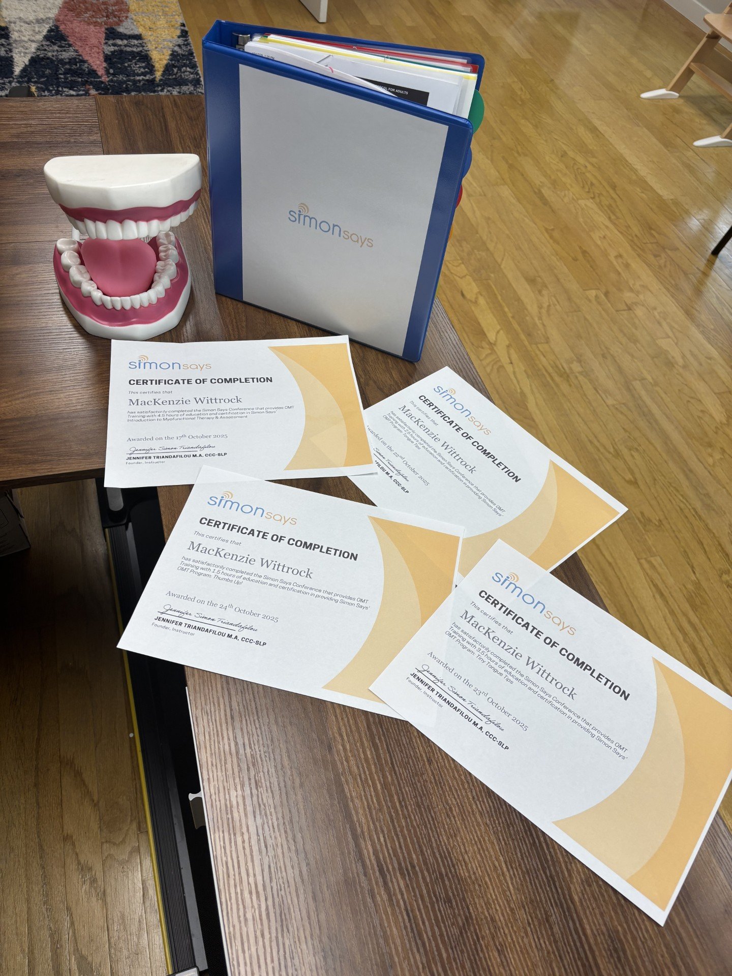 ❓Does your child&hellip;
😴 Snore or breathe with their mouth open?
🍽️ Struggle with messy eating? Drooling?
🦷 Have an open bite or need repeated orthodontic work?
👅 Suck their thumb or prolonged pacifier use?
🗣️ Have difficulty making certain sp