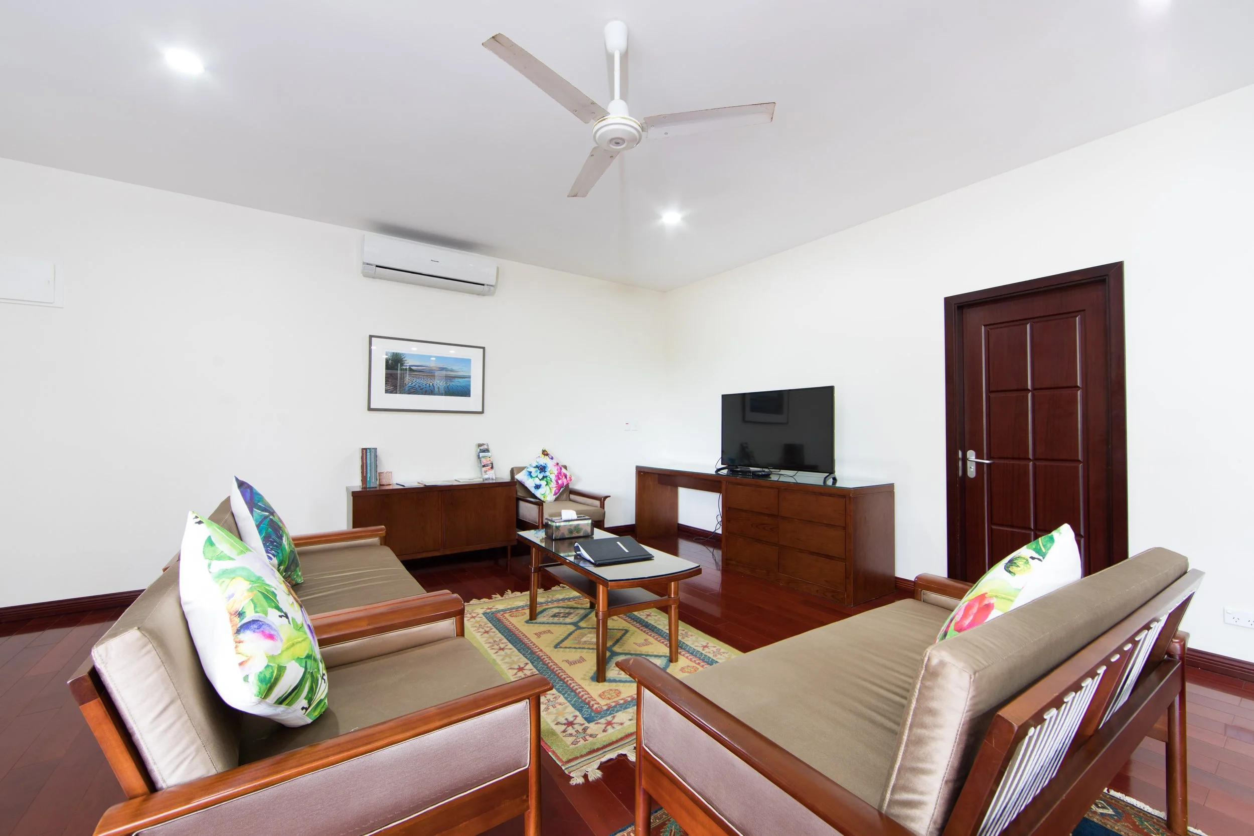 Villa 4 lounge