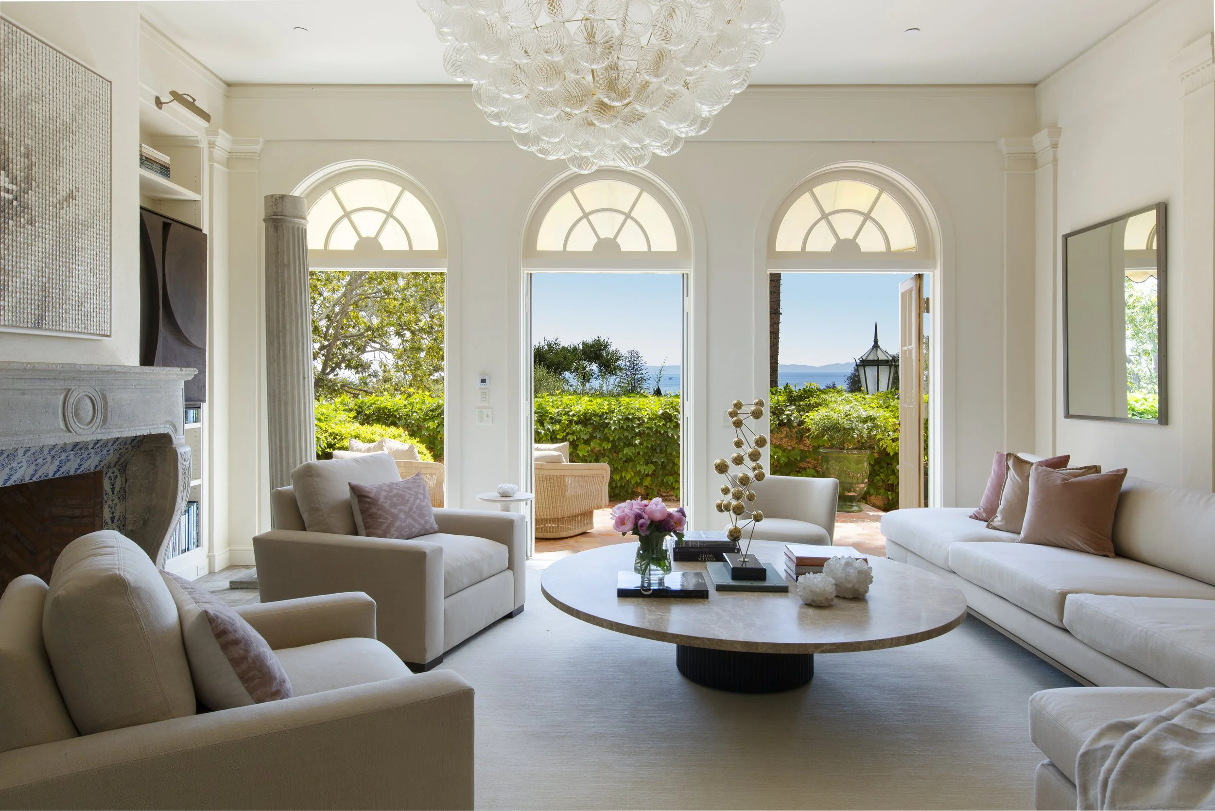 12 family room.jpg