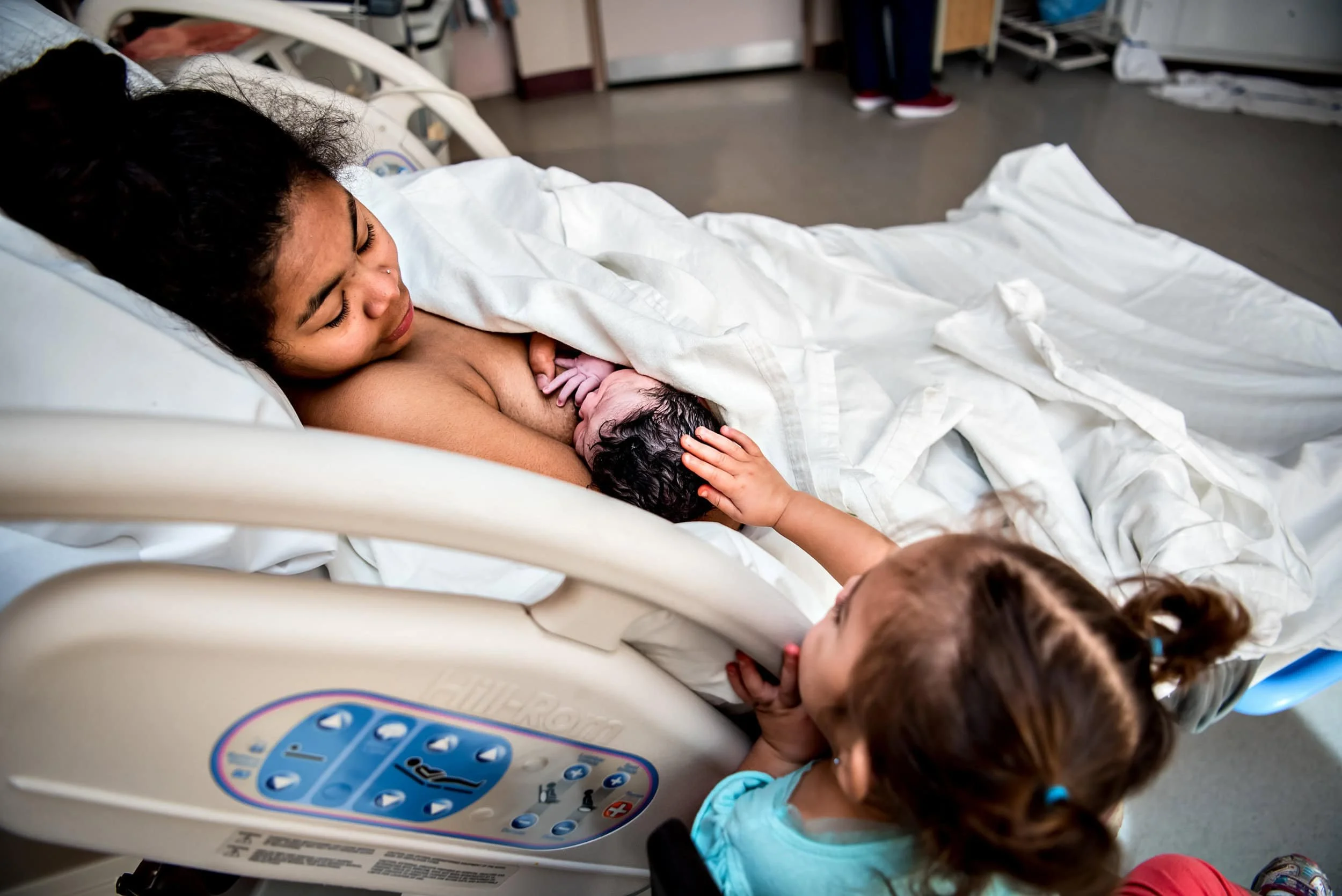 Sibling at hospital birth in Ottawa