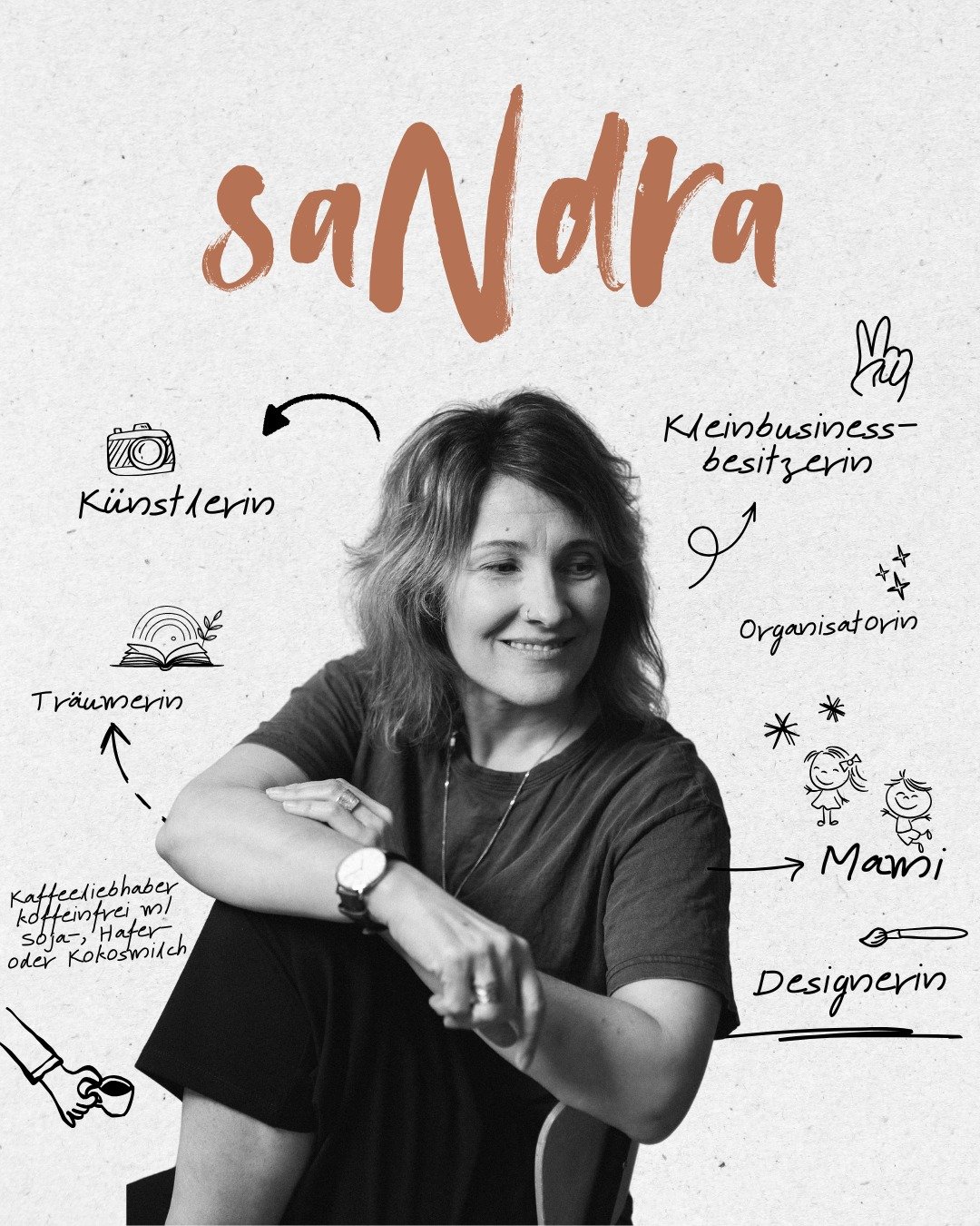 Ich trage viele H&uuml;te. Manche gleichzeitig.

Mami. Designerin. Fotografin. Tr&auml;umerin. Organisatorin. Kleinunternehmerin.
Manchmal f&uuml;hlt sich das chaotisch an. Meistens f&uuml;hlt es sich genau richtig an.

Als Kreativkopf liebe ich auth