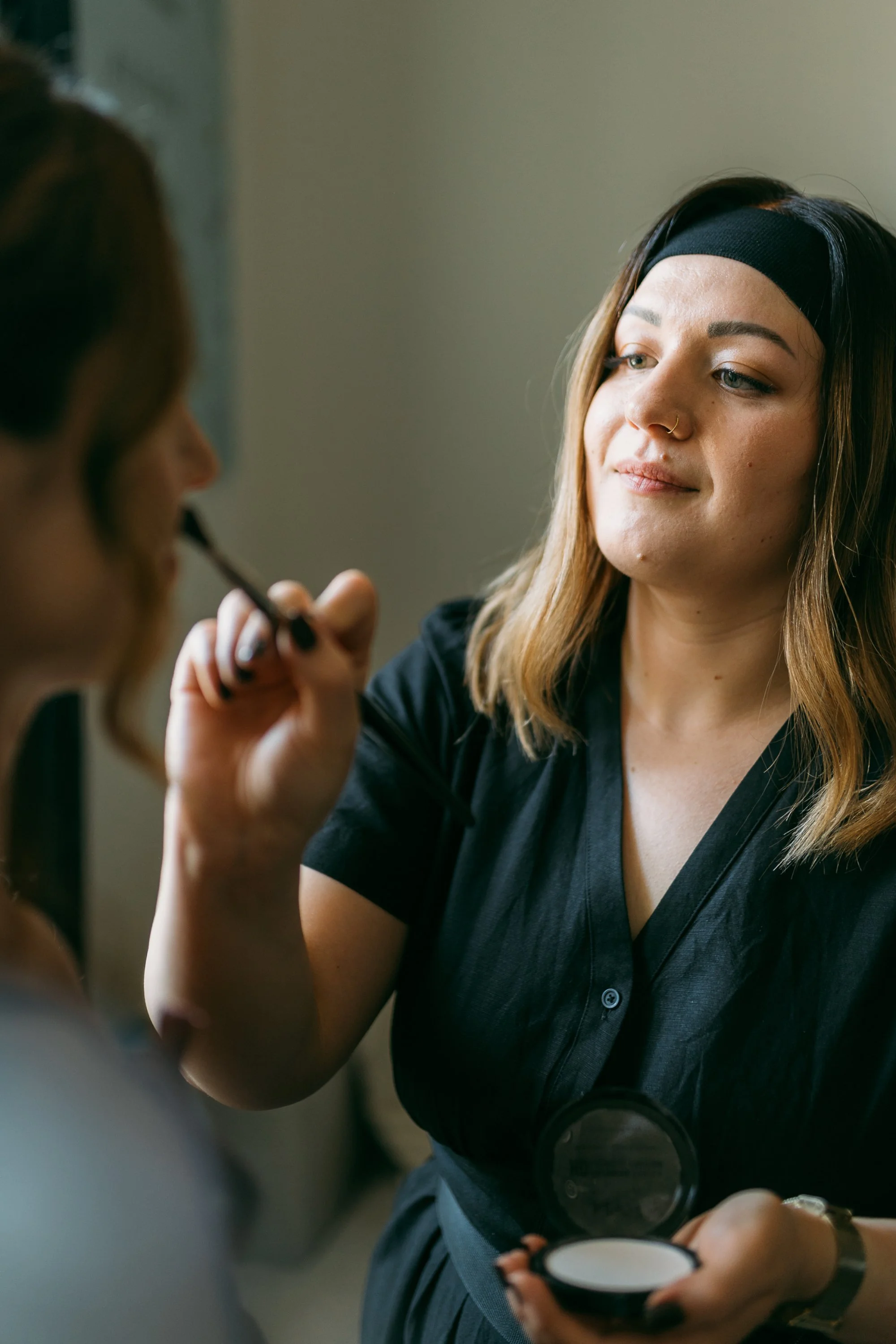 Business_HairMakeUp-07.jpeg