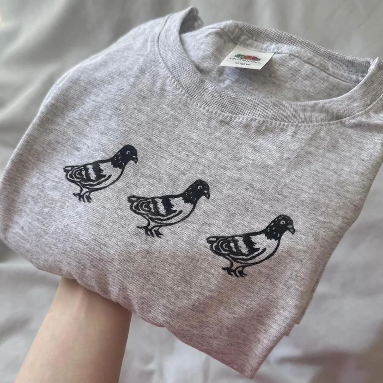 Pigeon Graphic Print T-shirt