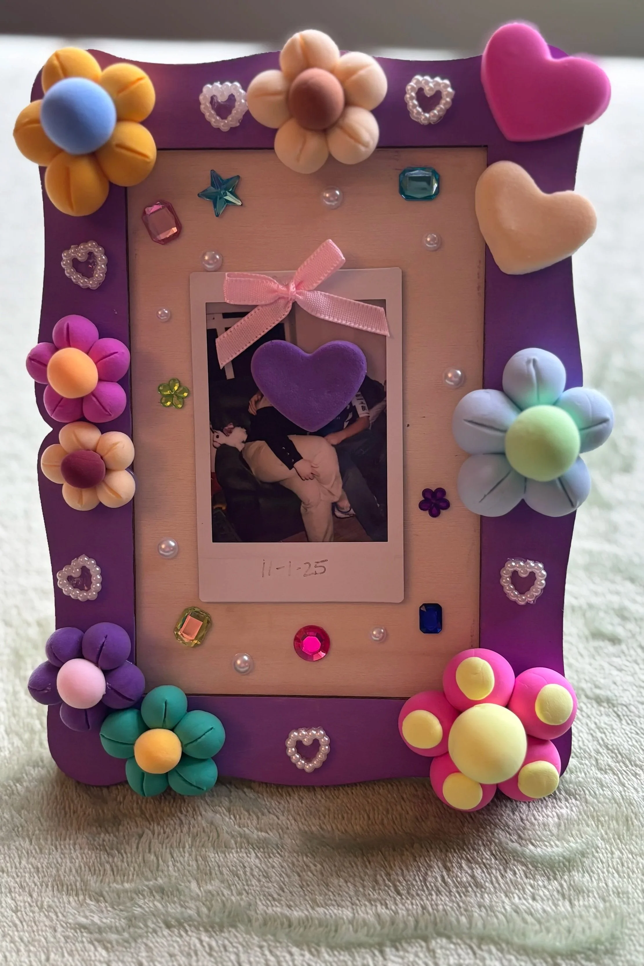 Foam Clay Wooden photo frame- Create flowers and hearts from foam clay to decorate the frames. Each crafter will also get a polaroid picture.