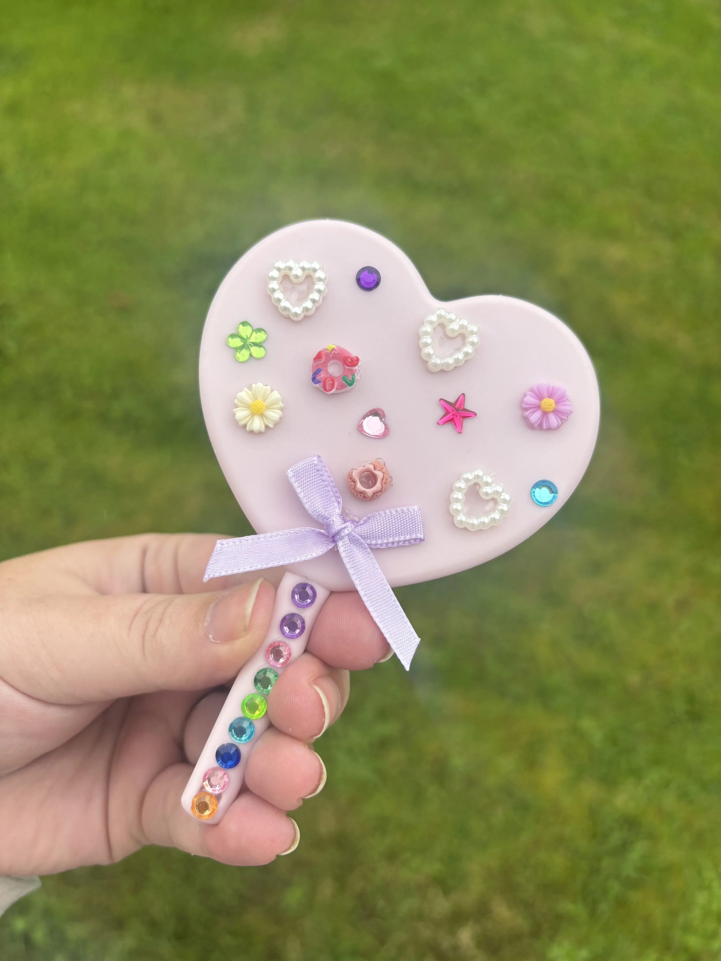 Mirror decorating- Decorate with beads, charms, pearls, stickers, bows
(Recommended for younger crafters)