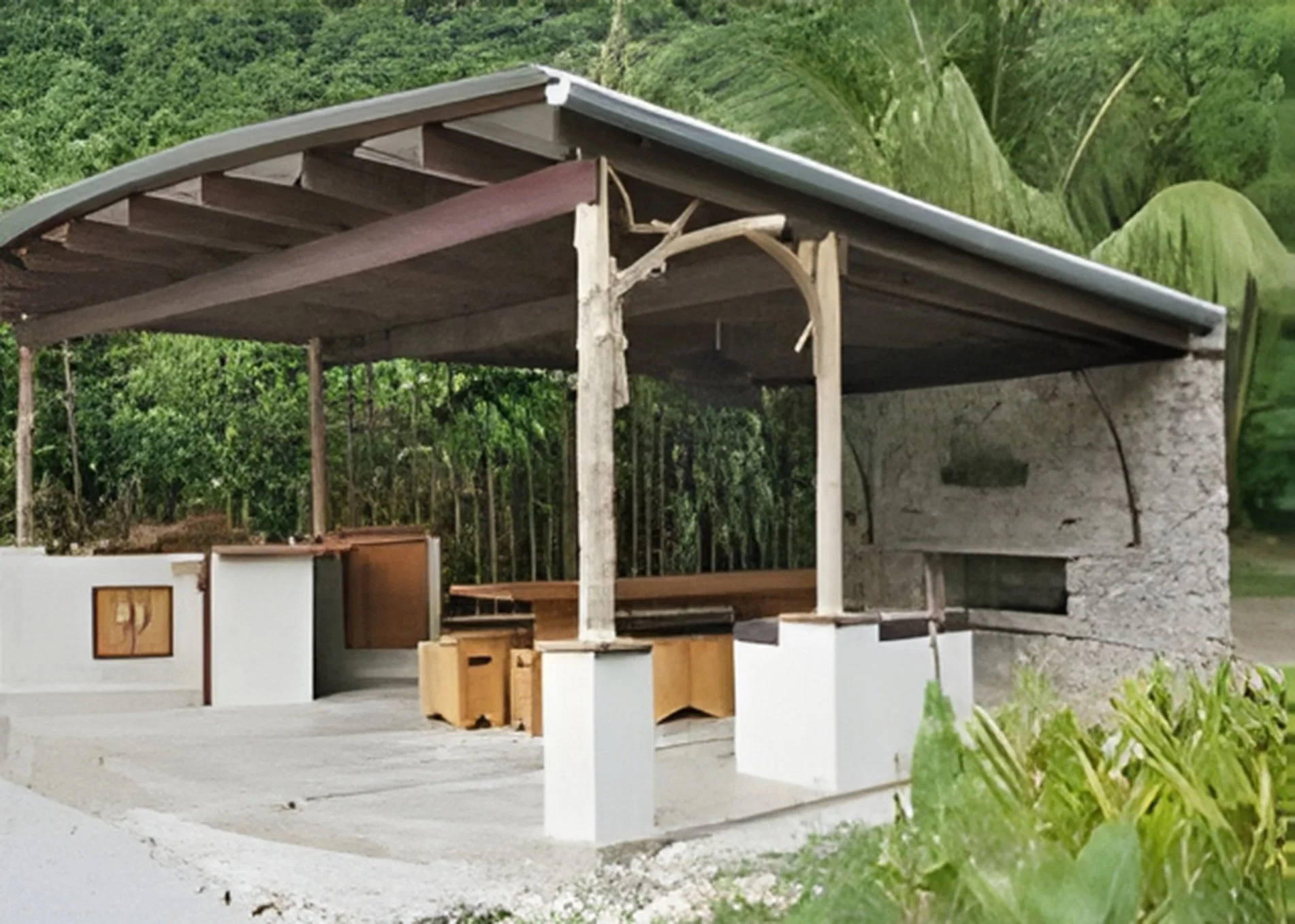 Kitchen, dining table, fire place