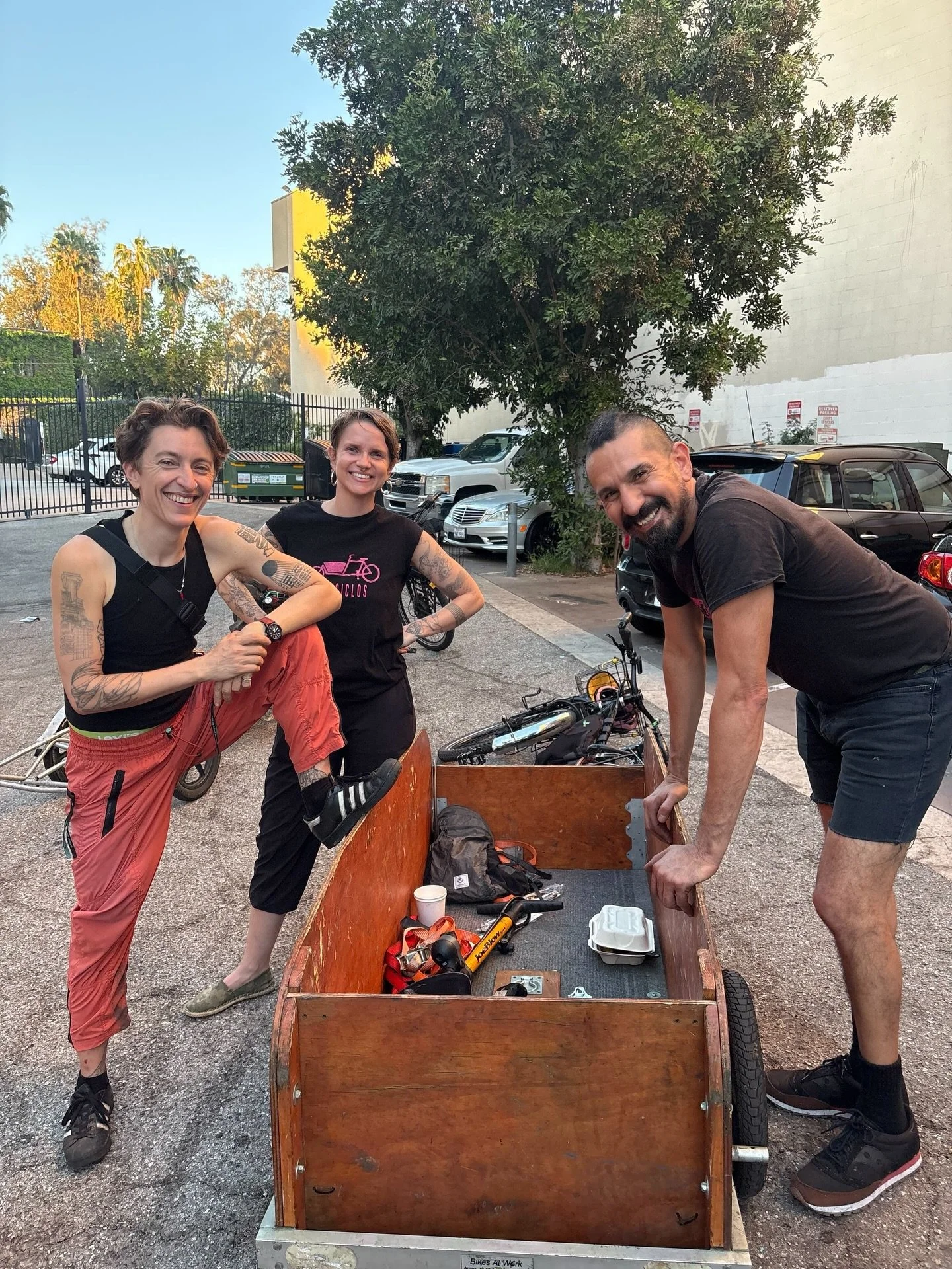 With our friends at Re:ciclos we hosted our third bike giveaway at our Community Dinner and Wellness, and gave away 10 bikes to our guests! Thank you @la_reciclos for helping us provide a mode of transportation to 10 of our guests!
