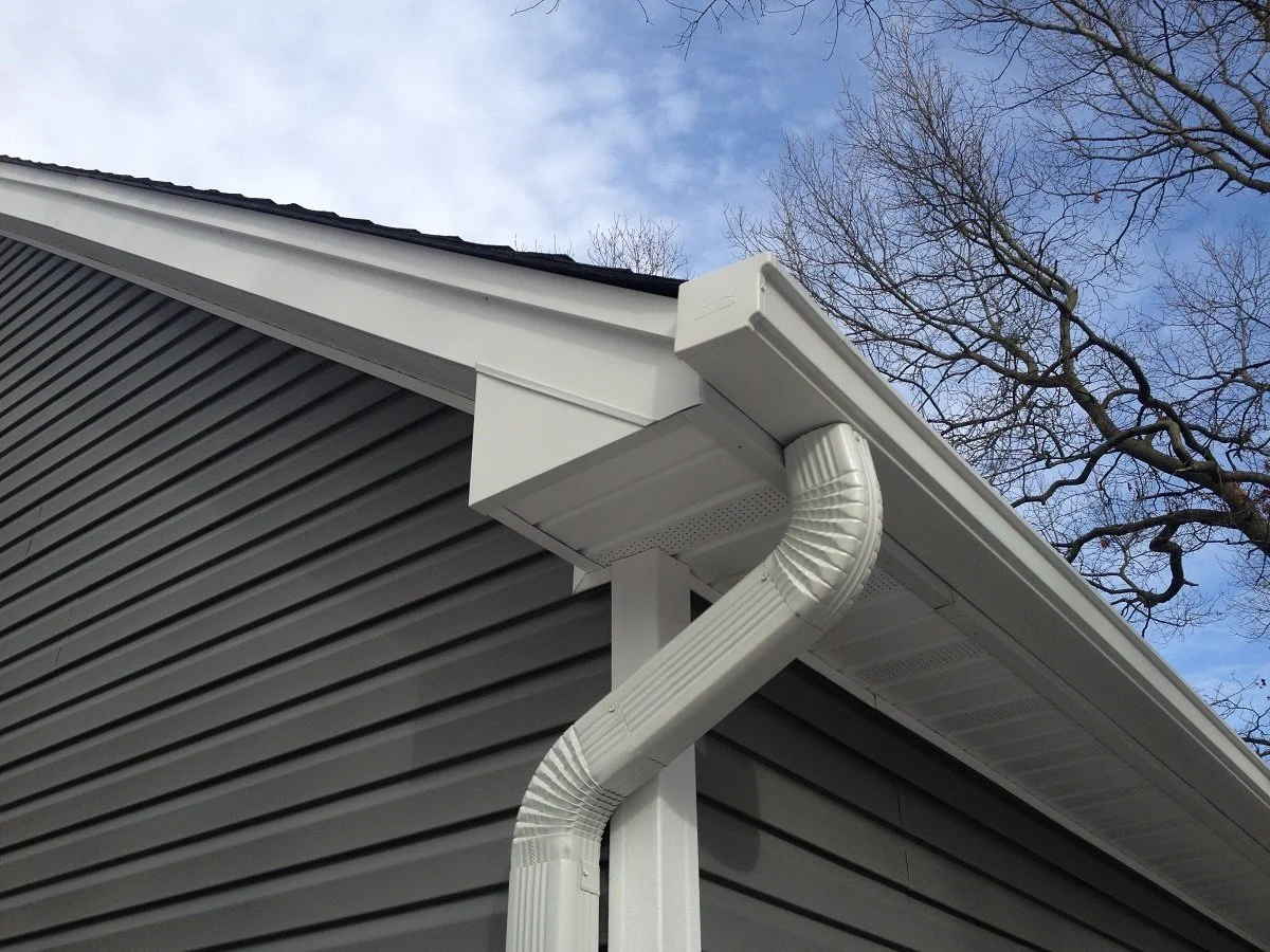 Seamless-Gutters-Findlay-OH-2.jpg