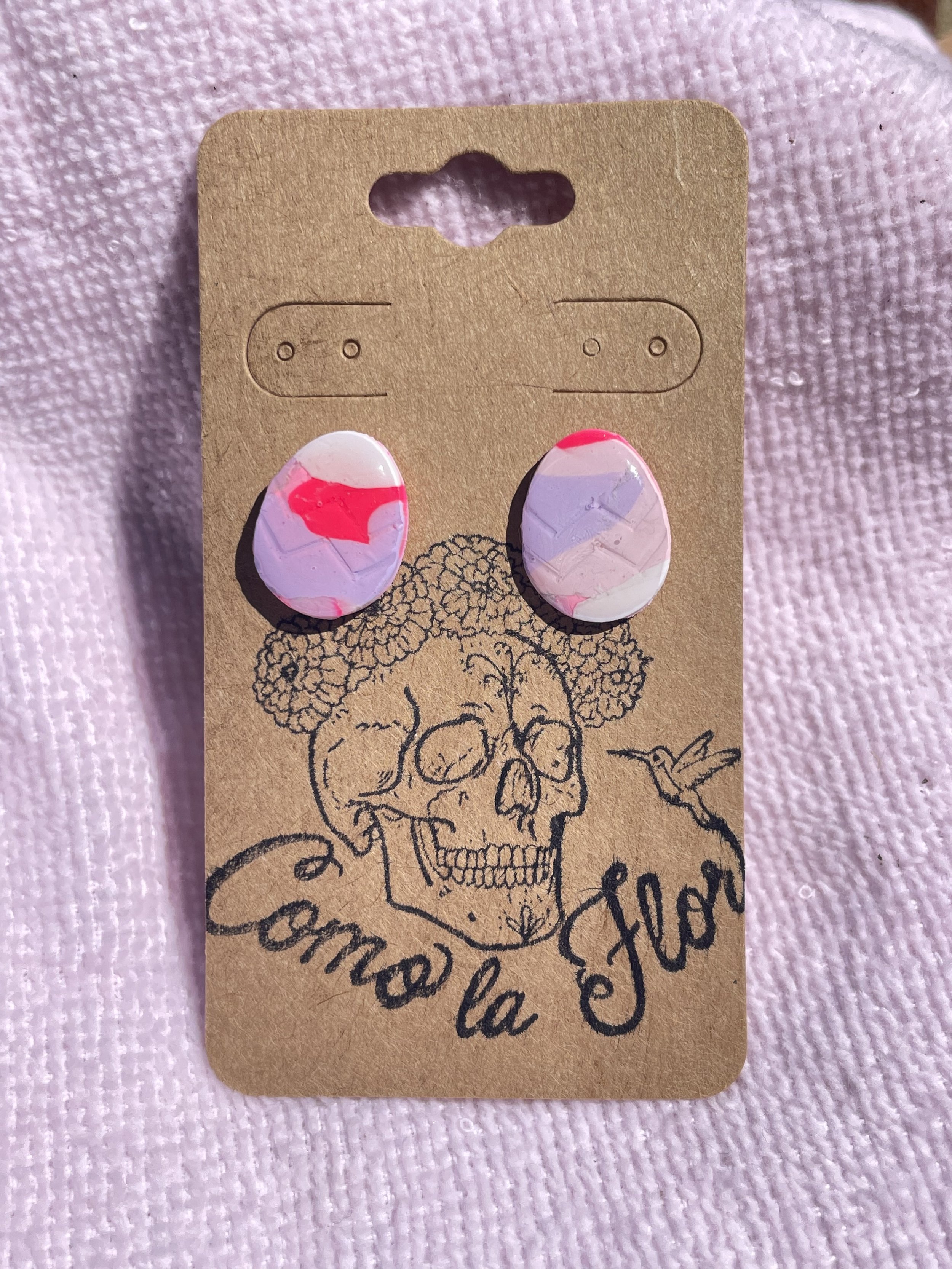 Bright Egg Studlies