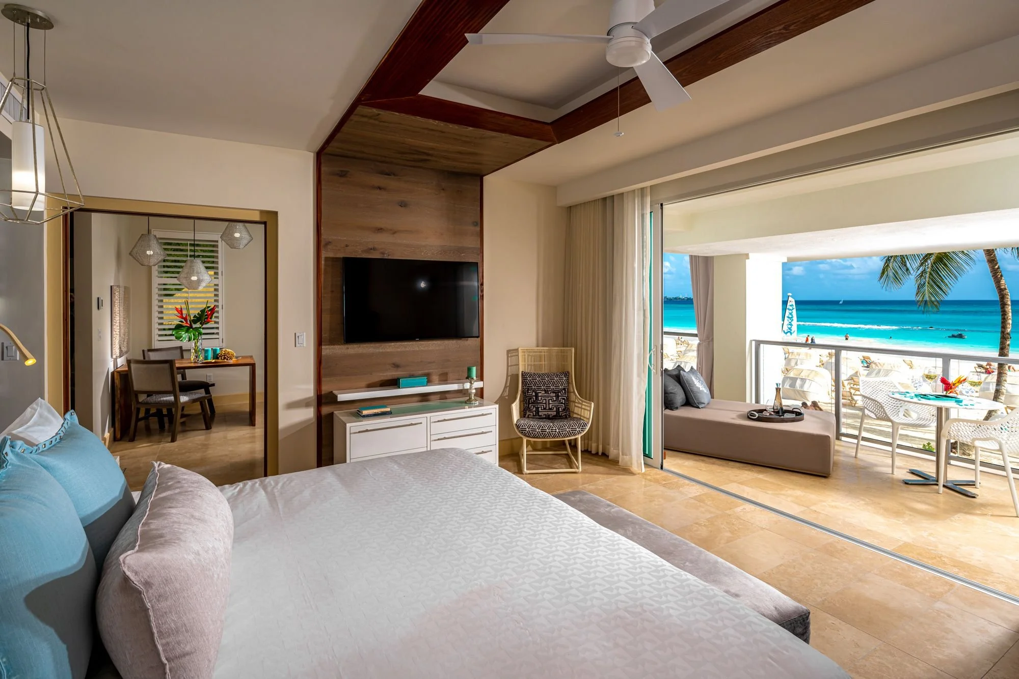 10-Sandals-Royal-Barbados-Beachfront-Butler-Suite-with-Balcony-Tranquility-Soaking-Tub-Room-1.jpg