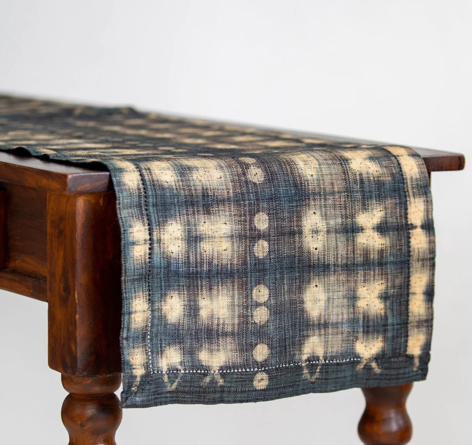 Raffia Table Runner - Charcoal