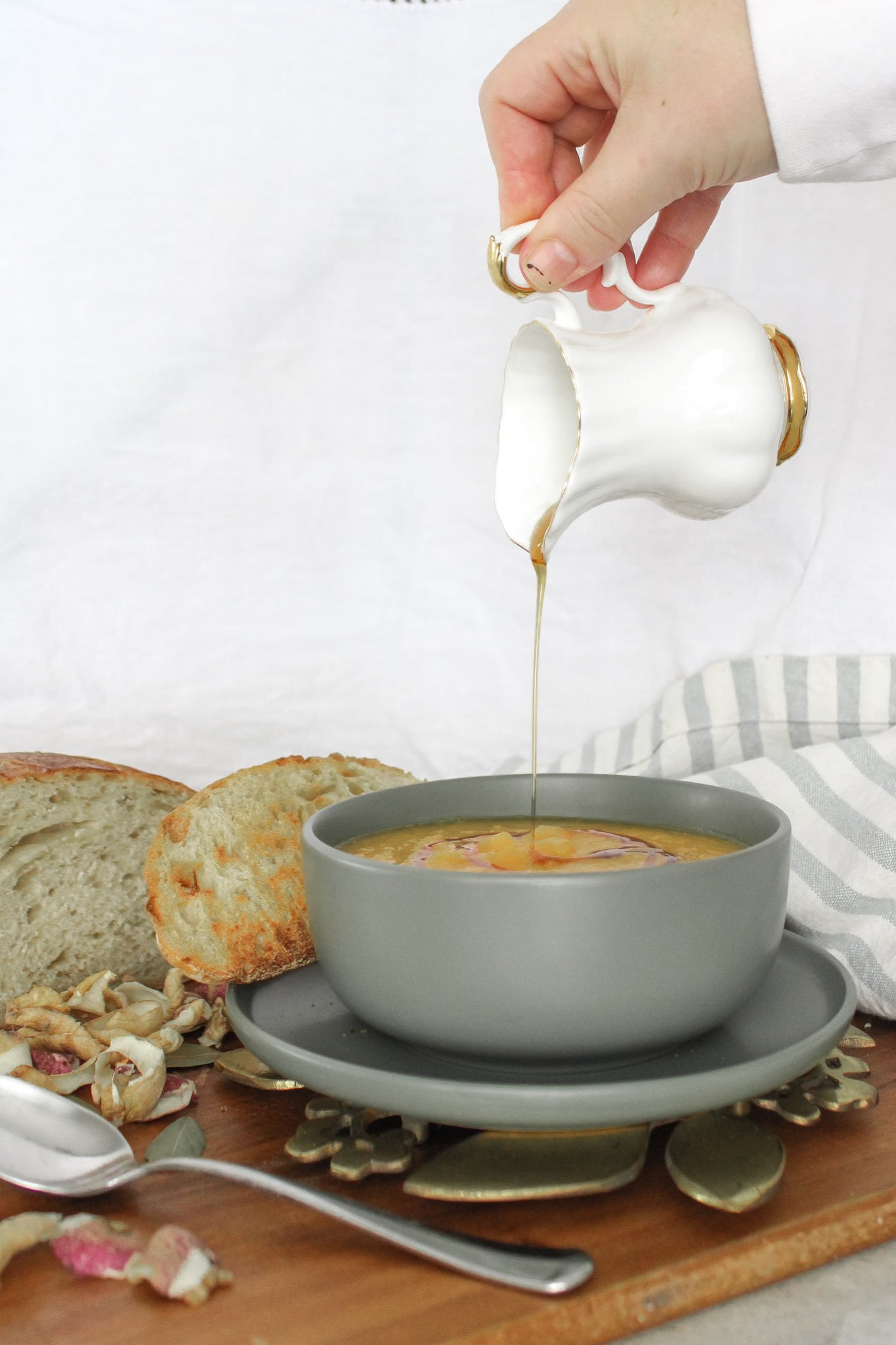 Easy Roasted Vegetable Soup - Edited (1).jpg