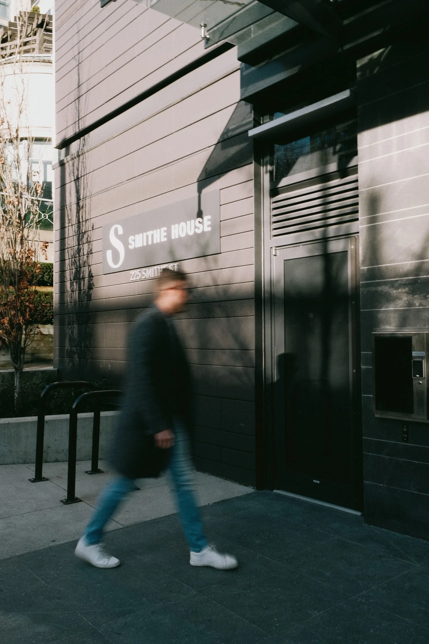 Smithe House - Derrick Pham 10.jpg