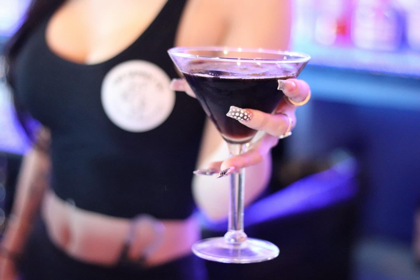 Pick your poison 🍸

What&rsquo;s your go-to cocktail?
Something sweet, something strong, or somewhere in between?

Whatever you&rsquo;re craving&hellip; we&rsquo;ve got it waiting at The Skinny Pig.

Pull up and let&rsquo;s pour one 🐷

#SkinnyPigSA