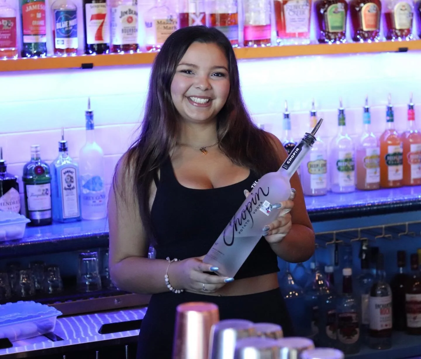 Kick off your Saturday the right way 🐷🍻

Bree&rsquo;s behind the bar from 2&ndash;7 keeping the drinks cold and the vibes right.

Slide through, grab your crew, and let&rsquo;s get into it.

#TheSkinnyPig #SaturdayVibes #DayDrinks