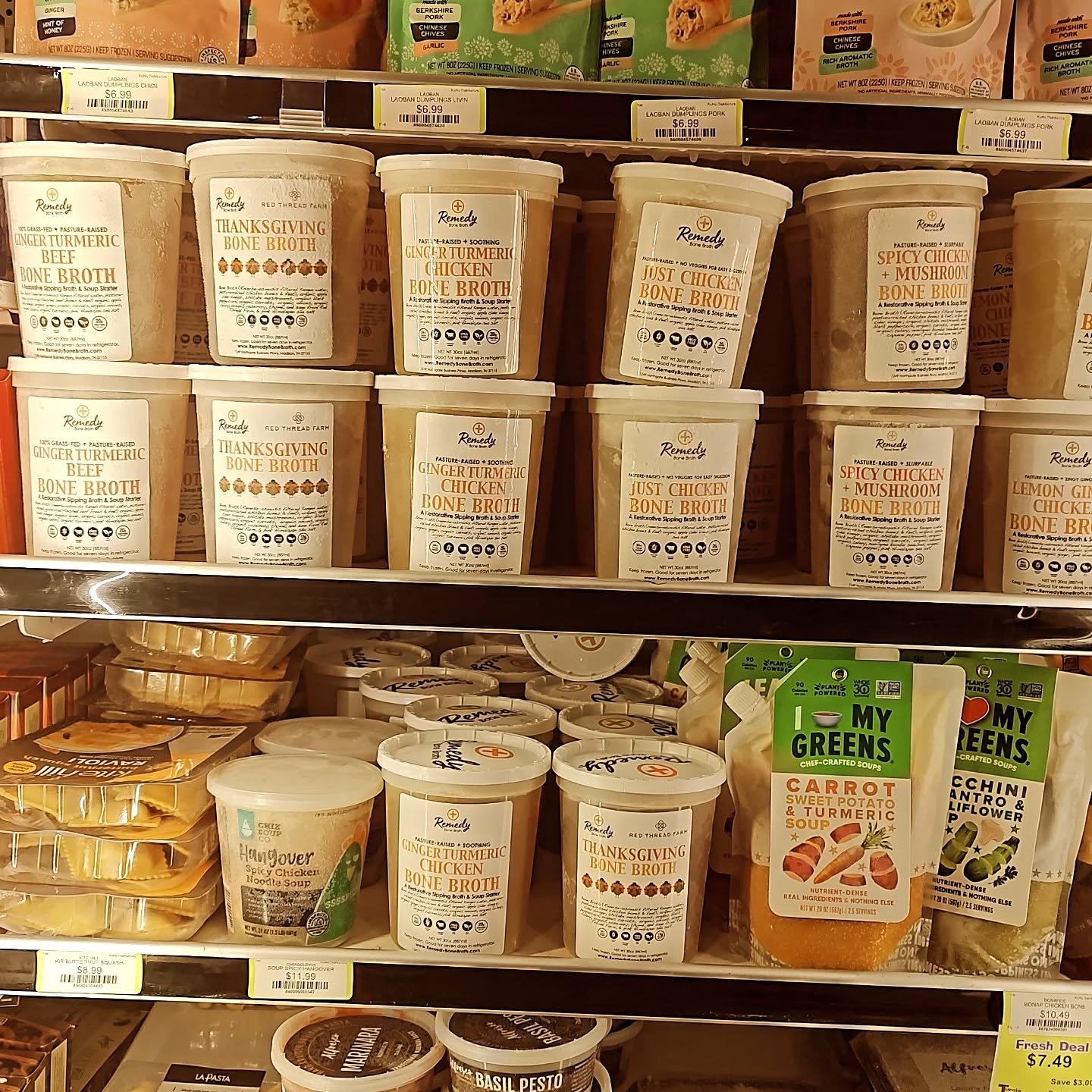 We have another #thanksgivingbroth sighting! This one's at @turniptruckmarket out east!!! Come grab some while it's here! 

#RemedyBoneBroth #Thanksgiving #BoneBroth #nashvilletn #eastnasty