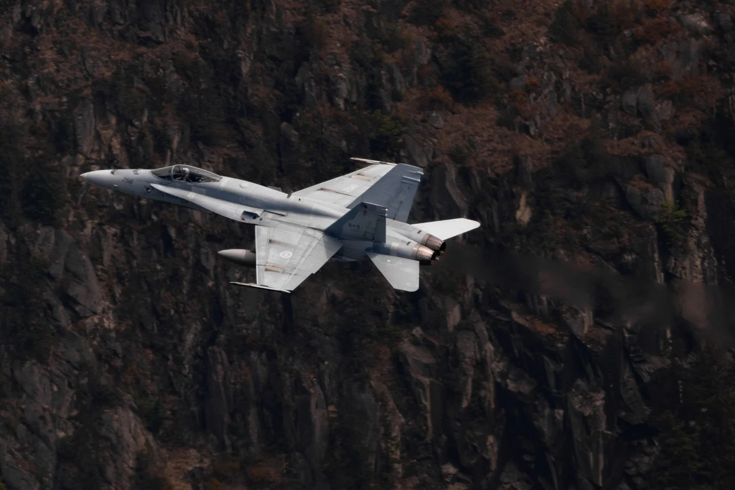 Jettin off into 2026✈️✈️ 

2025 was a huge one filled with some amazing memories. Thanks to all the folks that made it a good one! Forever grateful. See yall next year! (Dad joke)
&bull;
&bull;
&bull;
&bull;
#aviation #cf18hornet #409nighthawks #rcaf