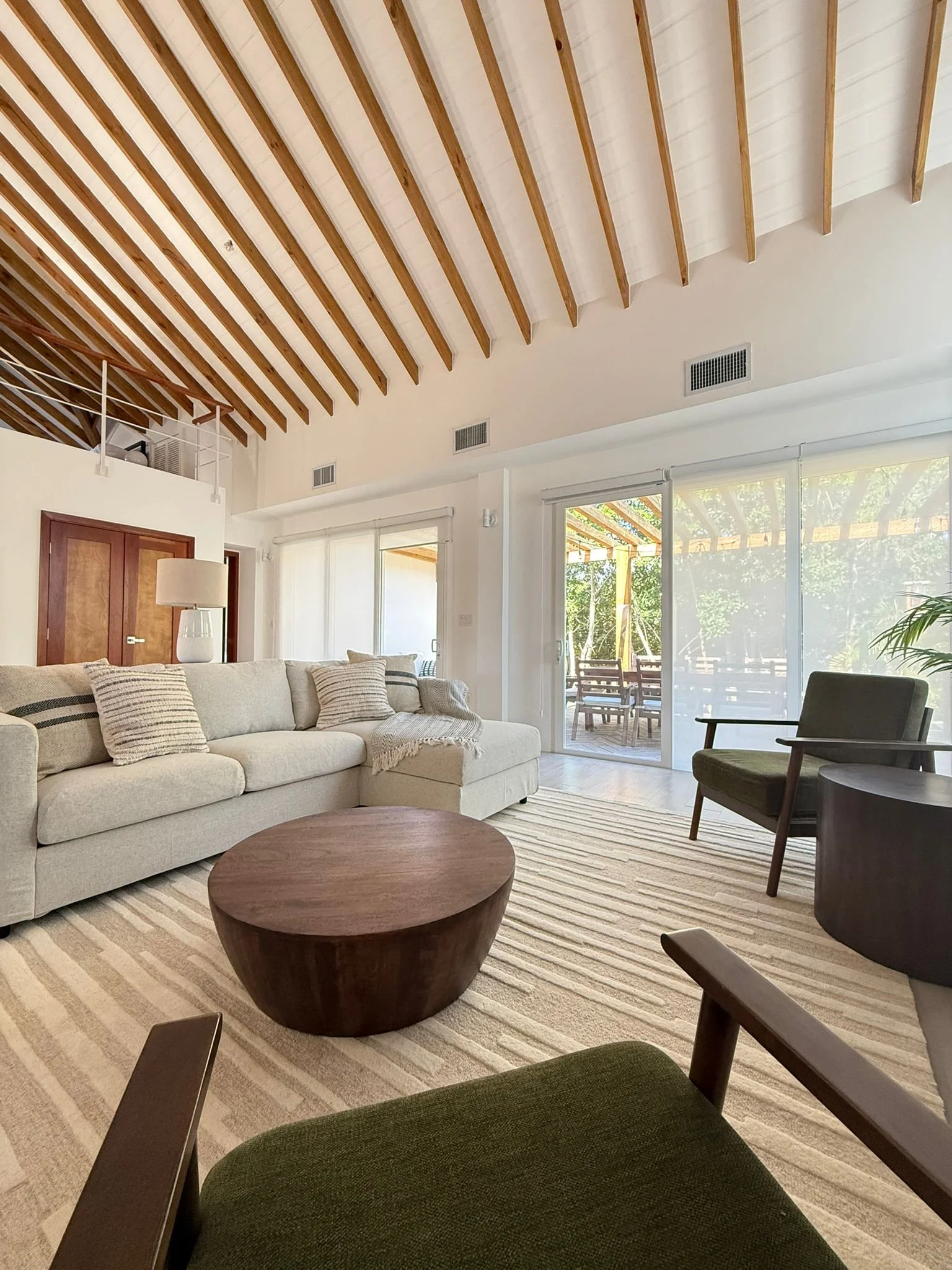 WhatsApp Image 2025-11-22 at 13.50.50 (7).jpeg