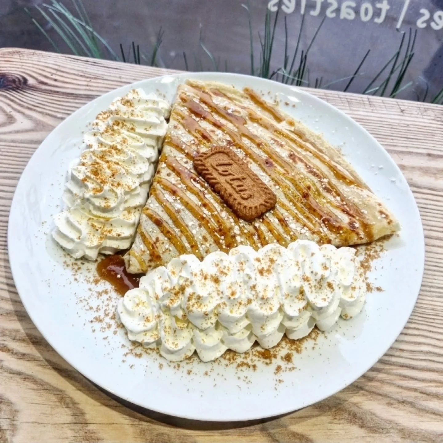 Biscoff &amp; Caramel Crepe