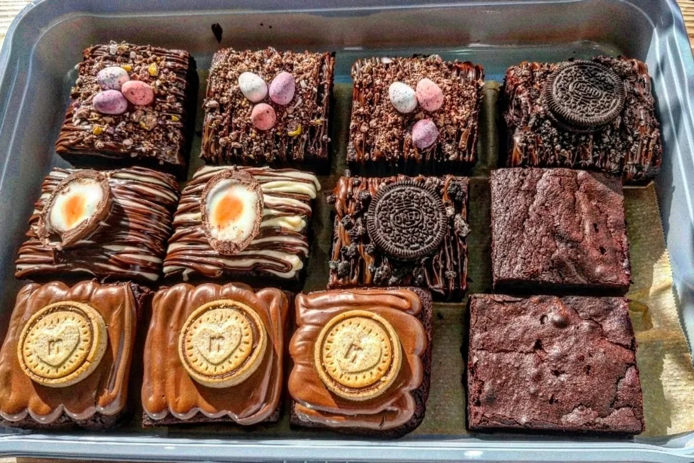 Fresh homemade brownies today by our Annabel @bakesbybel.ej