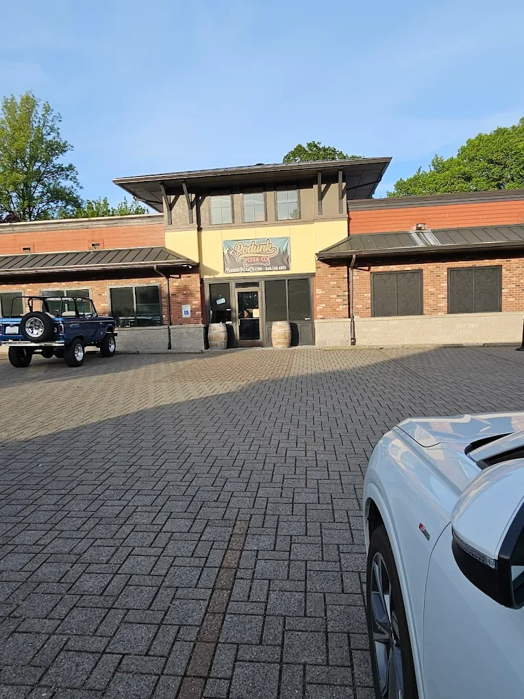 Podunk pizza building La Center WA