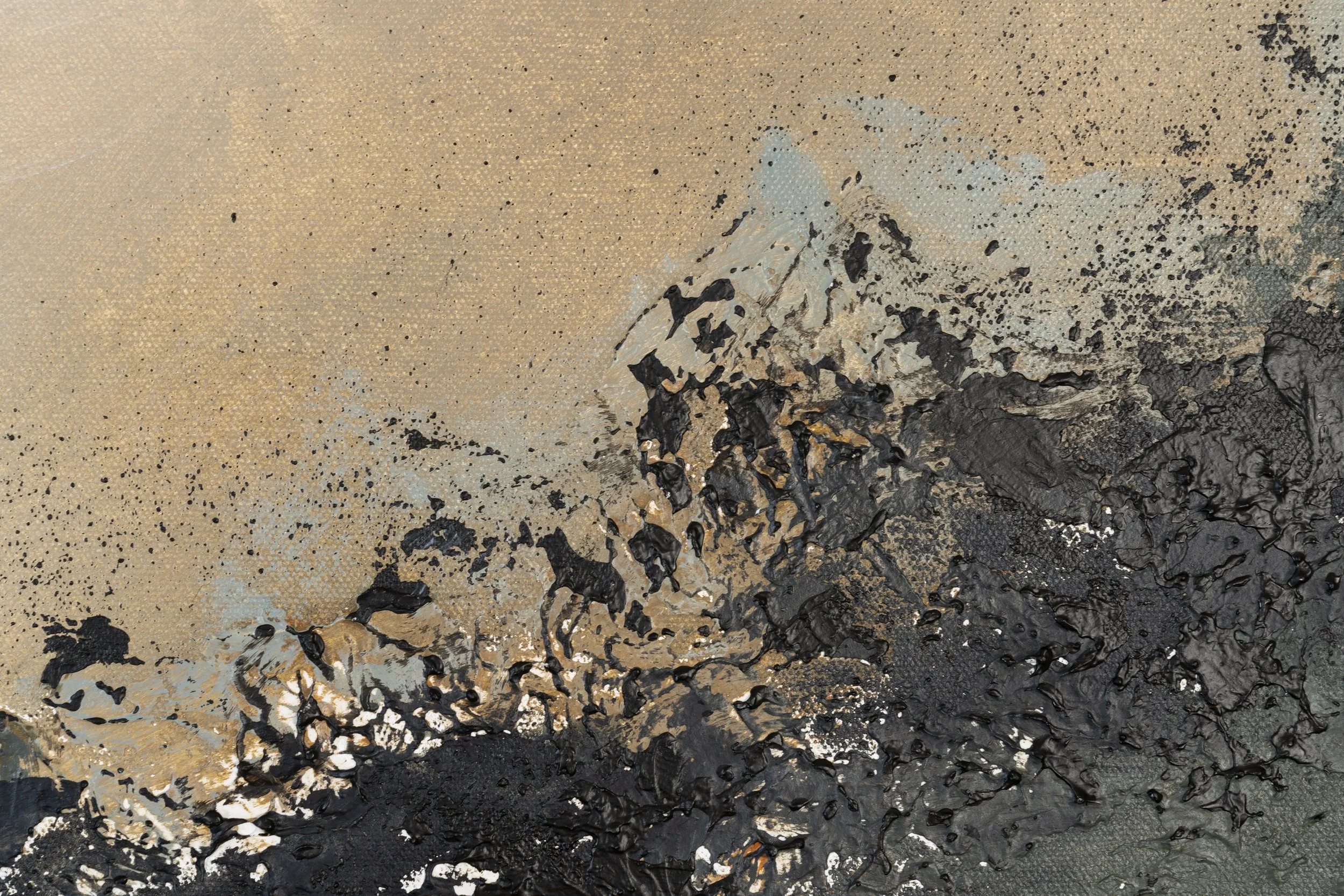 Familiar Distance-18.jpg