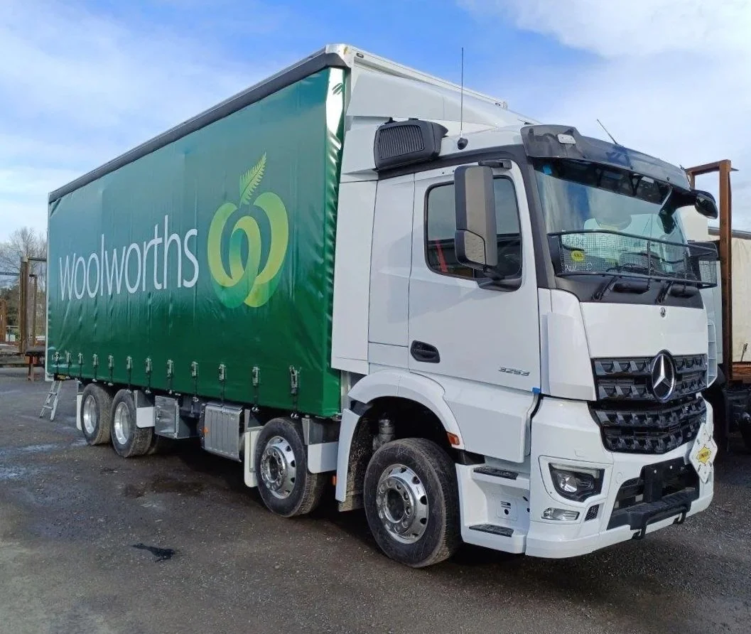 curtainsider+truck.jpg