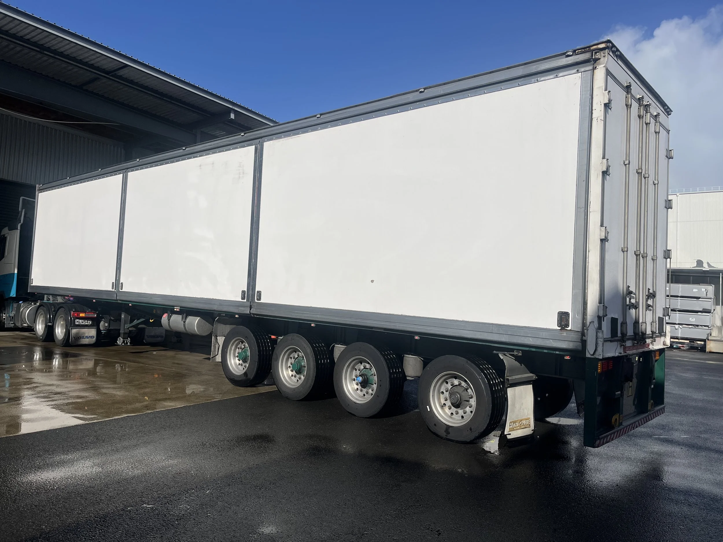 2012 Maxicube Slide aside Reefer