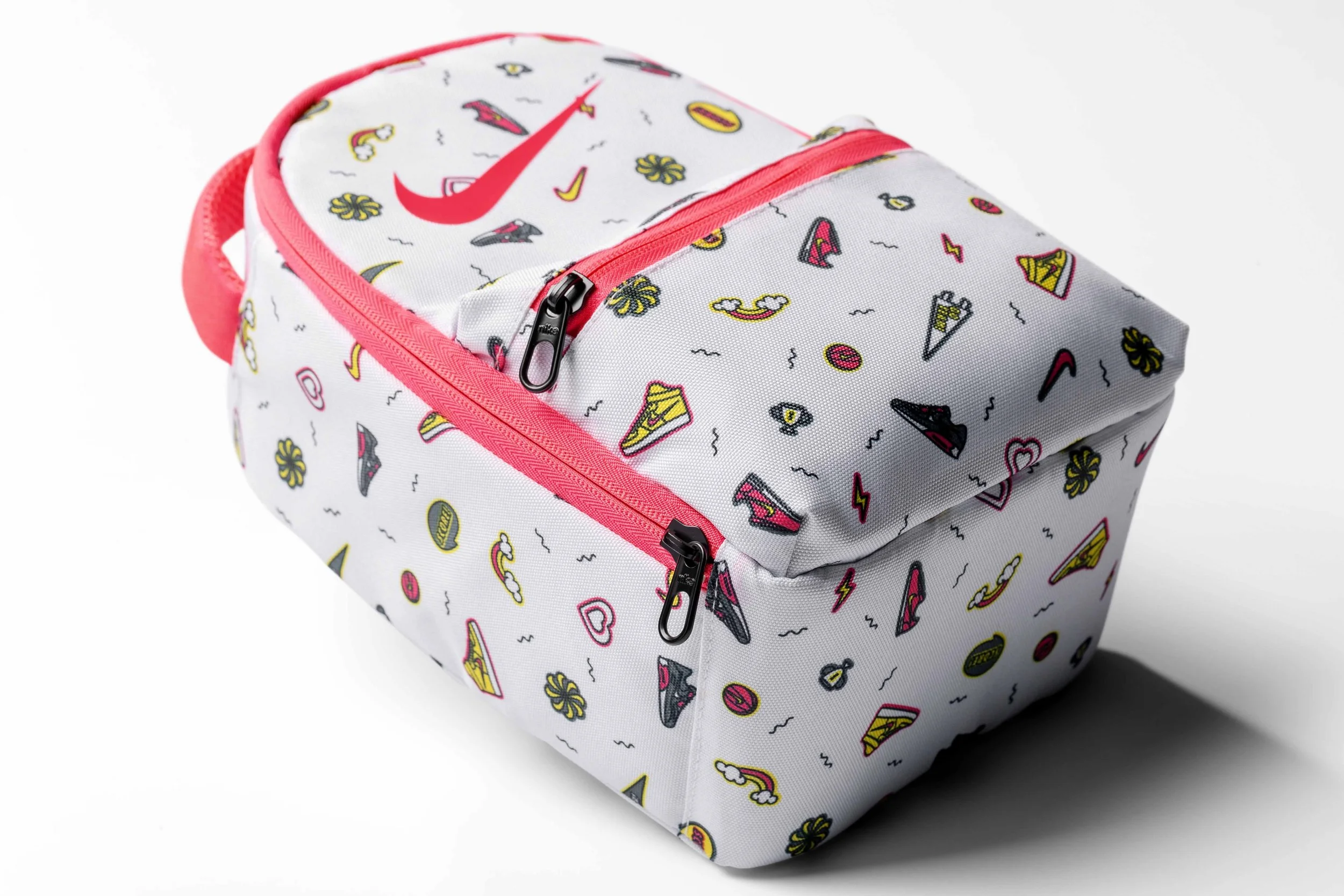 FA19_B2S_LUNCH-BOXES_DETAIL-WHITE.jpg