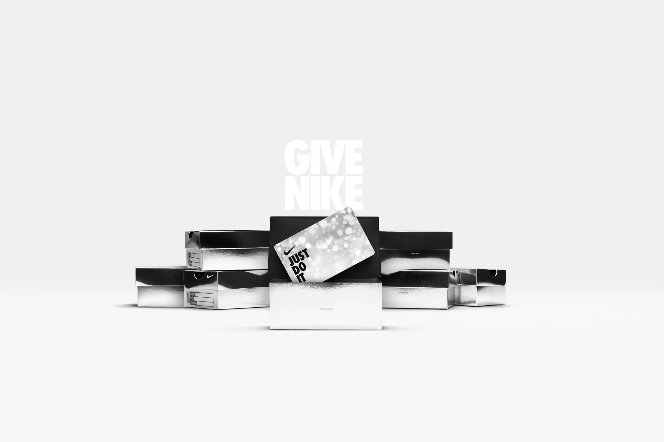 HO16_GIFTING_BOXES_GROUP_horizontal_V2_lights-(1).jpg