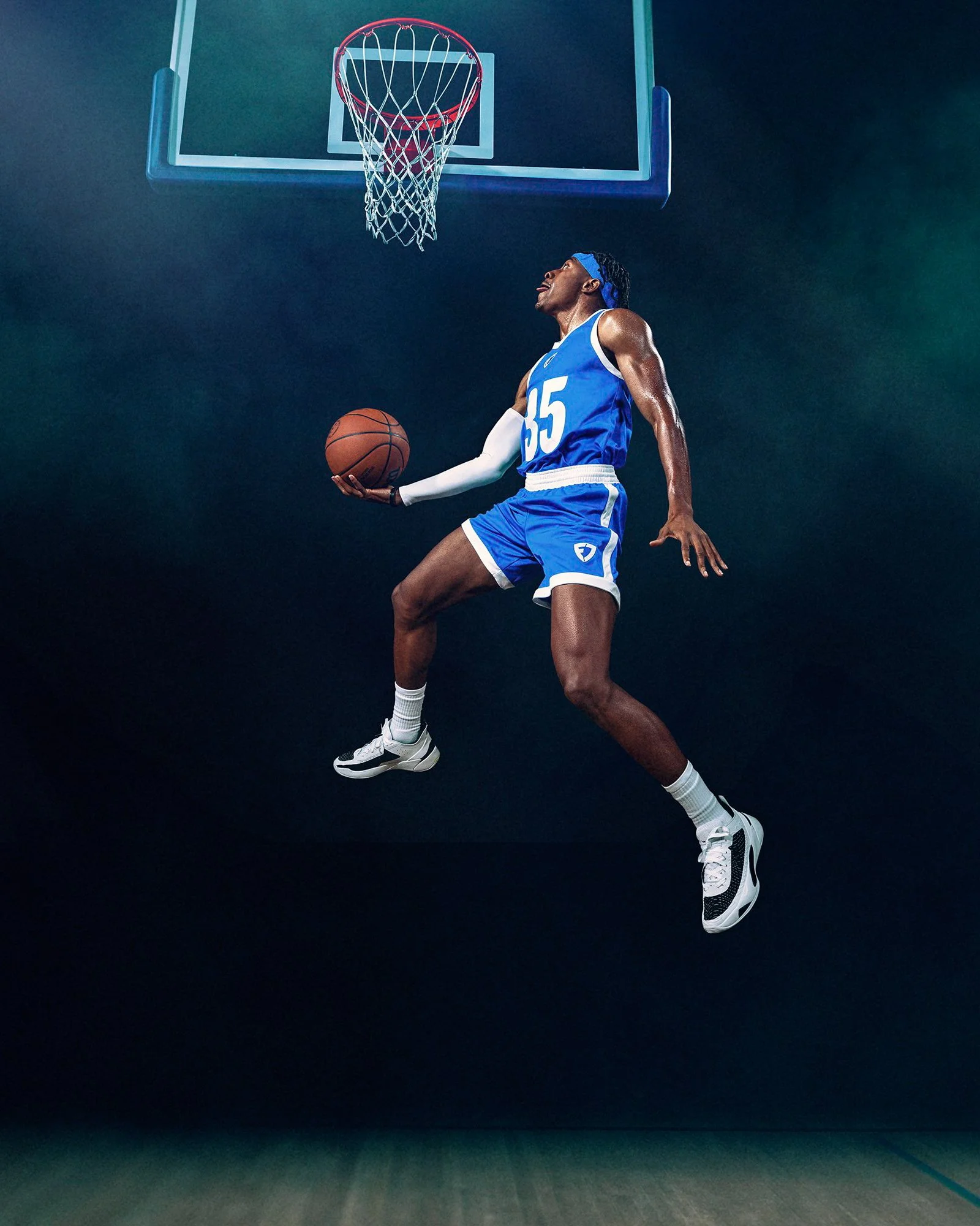 FanDuel_Basketball_PG_Layup_13535_C2.jpg