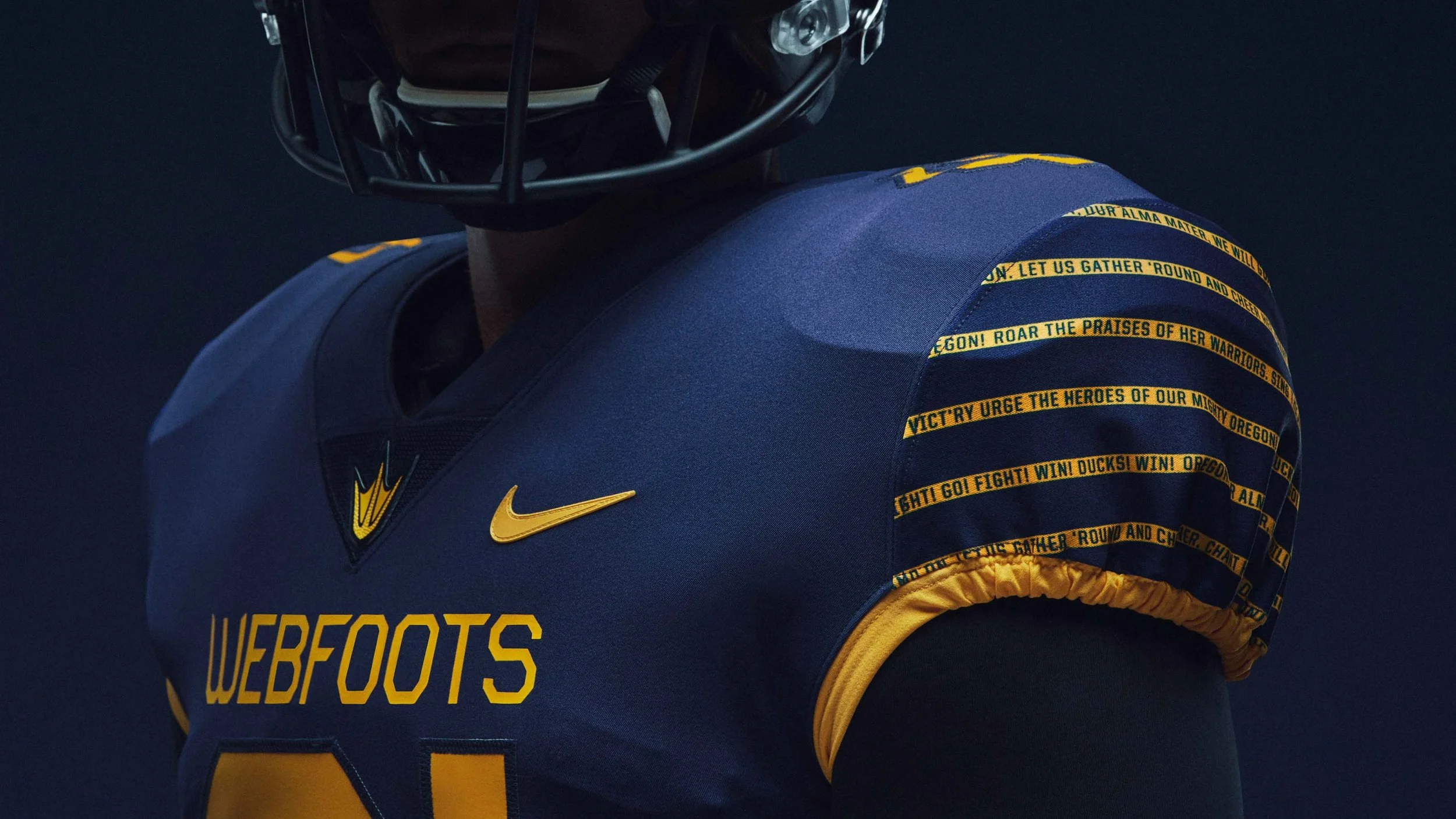 HO16_NFB_NCAA_Energy_Jersey_Webfoots_Detail_0899_sRGB_original.jpg
