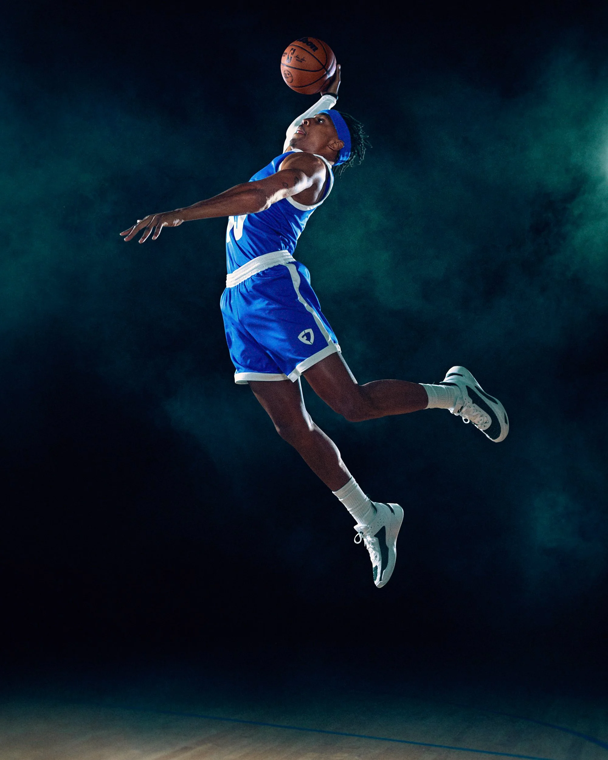 FanDuel_Basketball_PG_Dunking_16014_D3.jpg