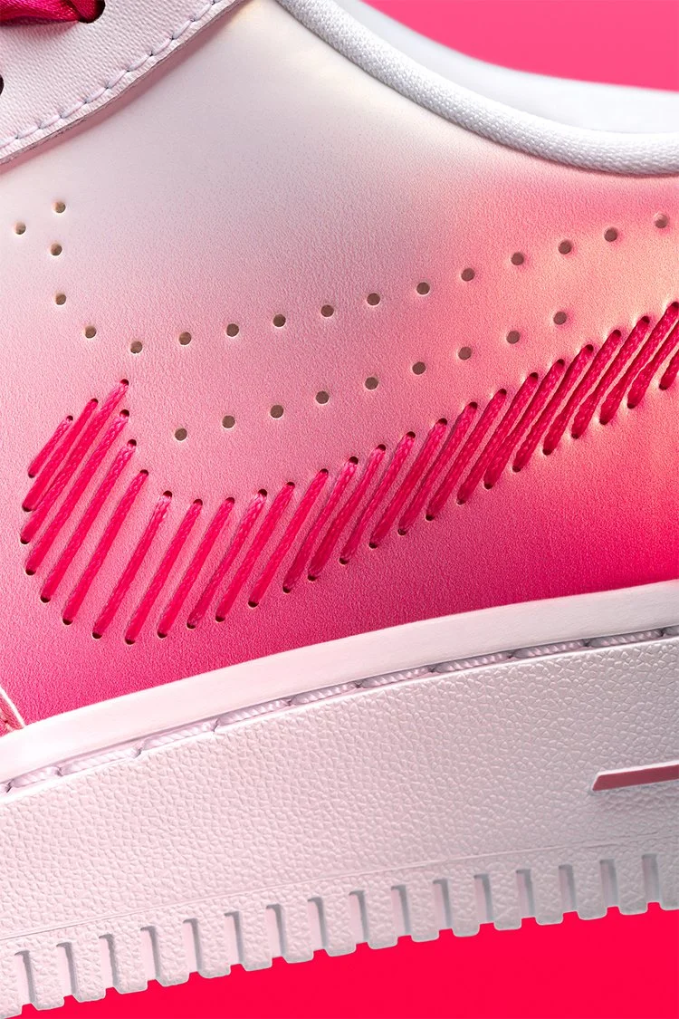 HO19_SNKRS_NA_AF1xKayYow_Details_Swoosh_Thread_Mob.jpg